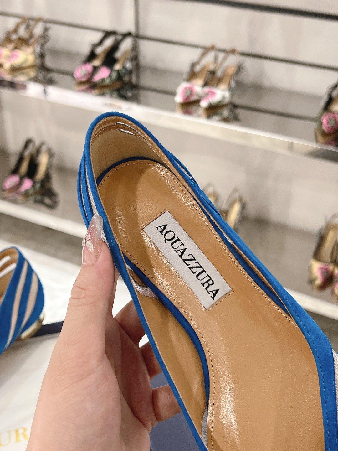 Aquazzura The Spy Flat: Italian-made, Floral Detail, Versatile Day-to-Night Shoe - 图片 8
