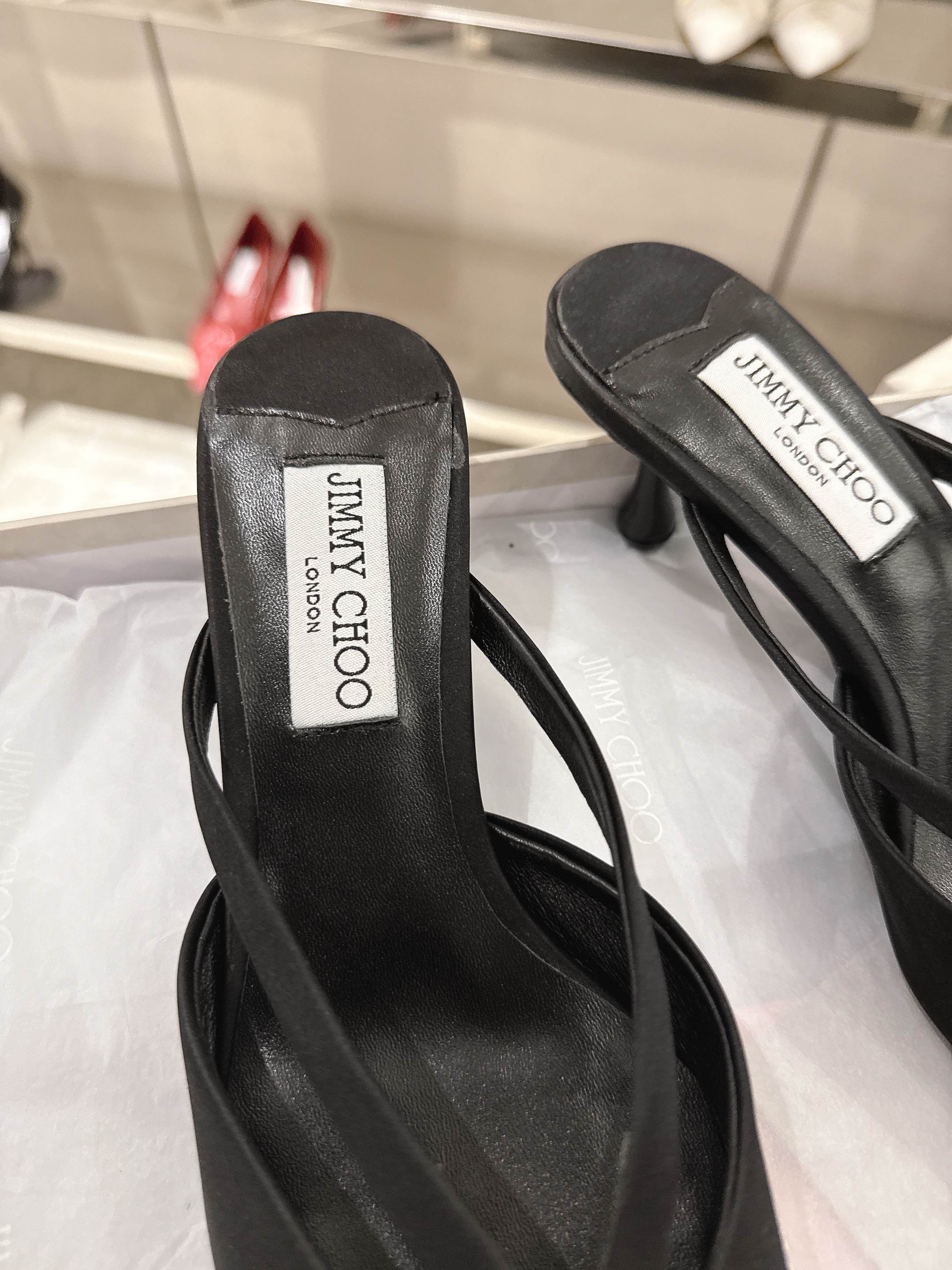 “Scarlett 50 Series Heels: Handcrafted Leather Straps and Classic Style Upgrade” - 图片 8