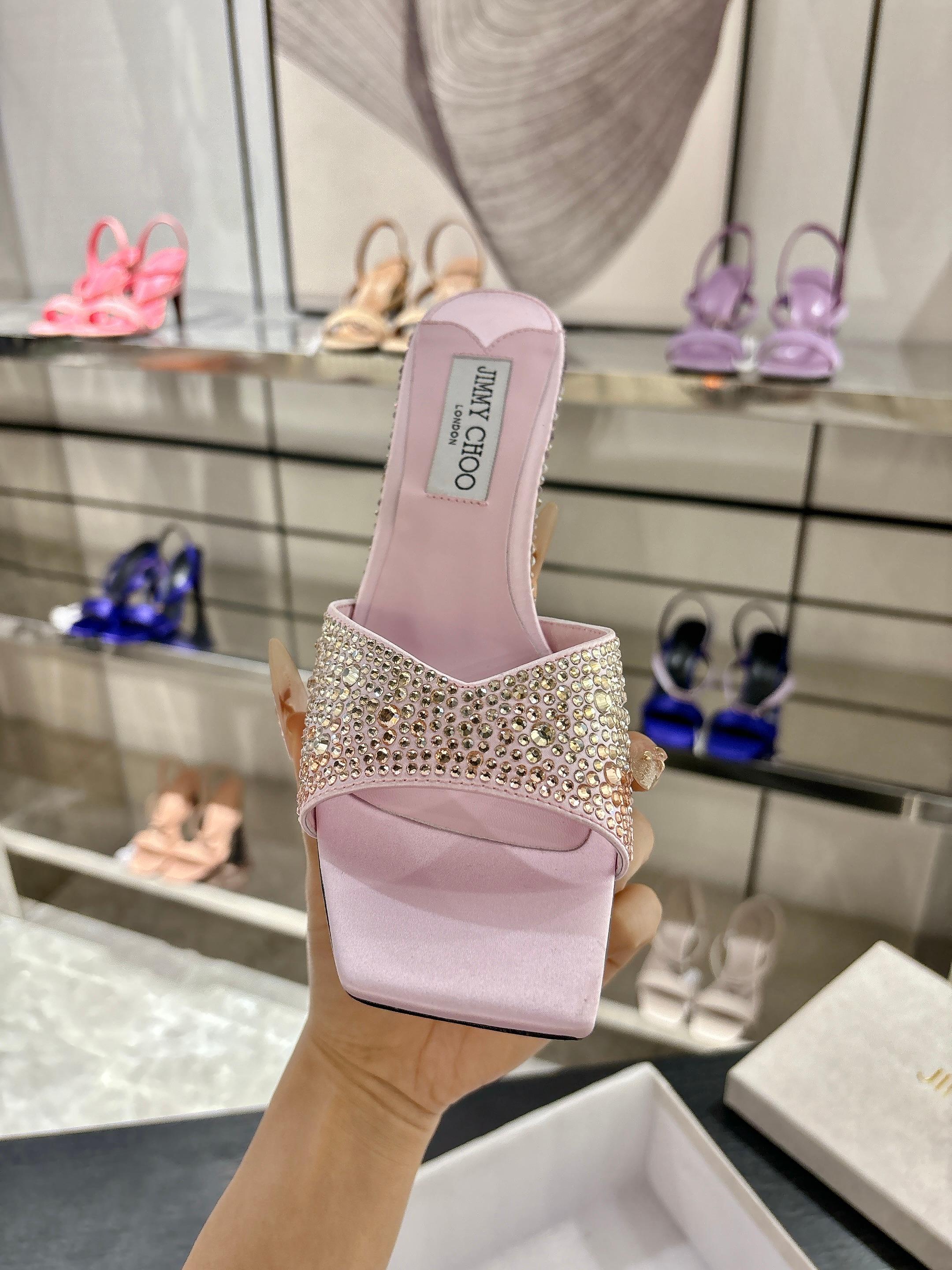 Женские розовые туфли Jimmy Choo с декором из страз
