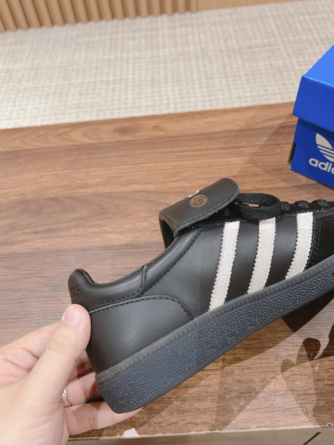“SHUKYU x E-WAX x Adidas Handball Spezial ‘Black’ Series Launch Summary” - 图片 9