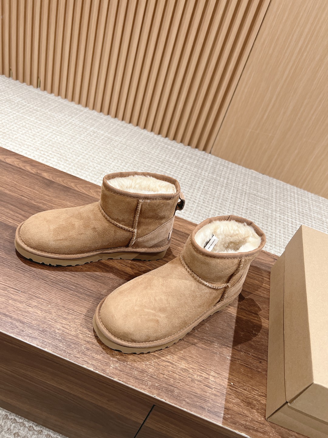 [UGG Women