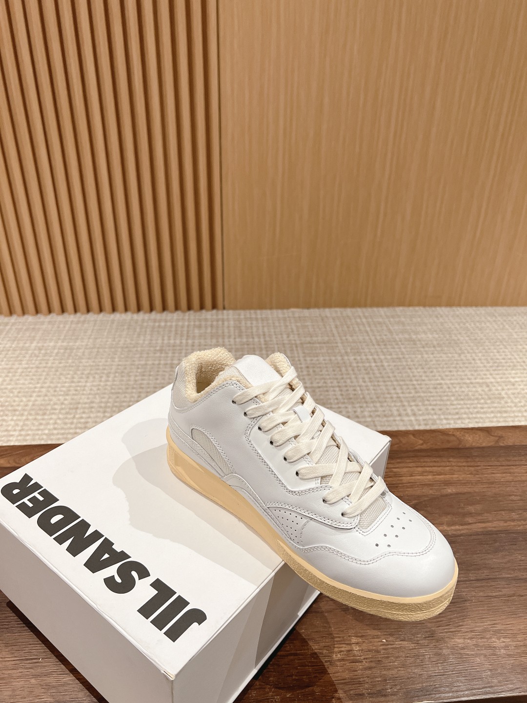 Newly Designed Men’s Sports Leisure Shoes with Italian Leather Mix, Unique Colors, and Comfortable High-End Features - 图片 3