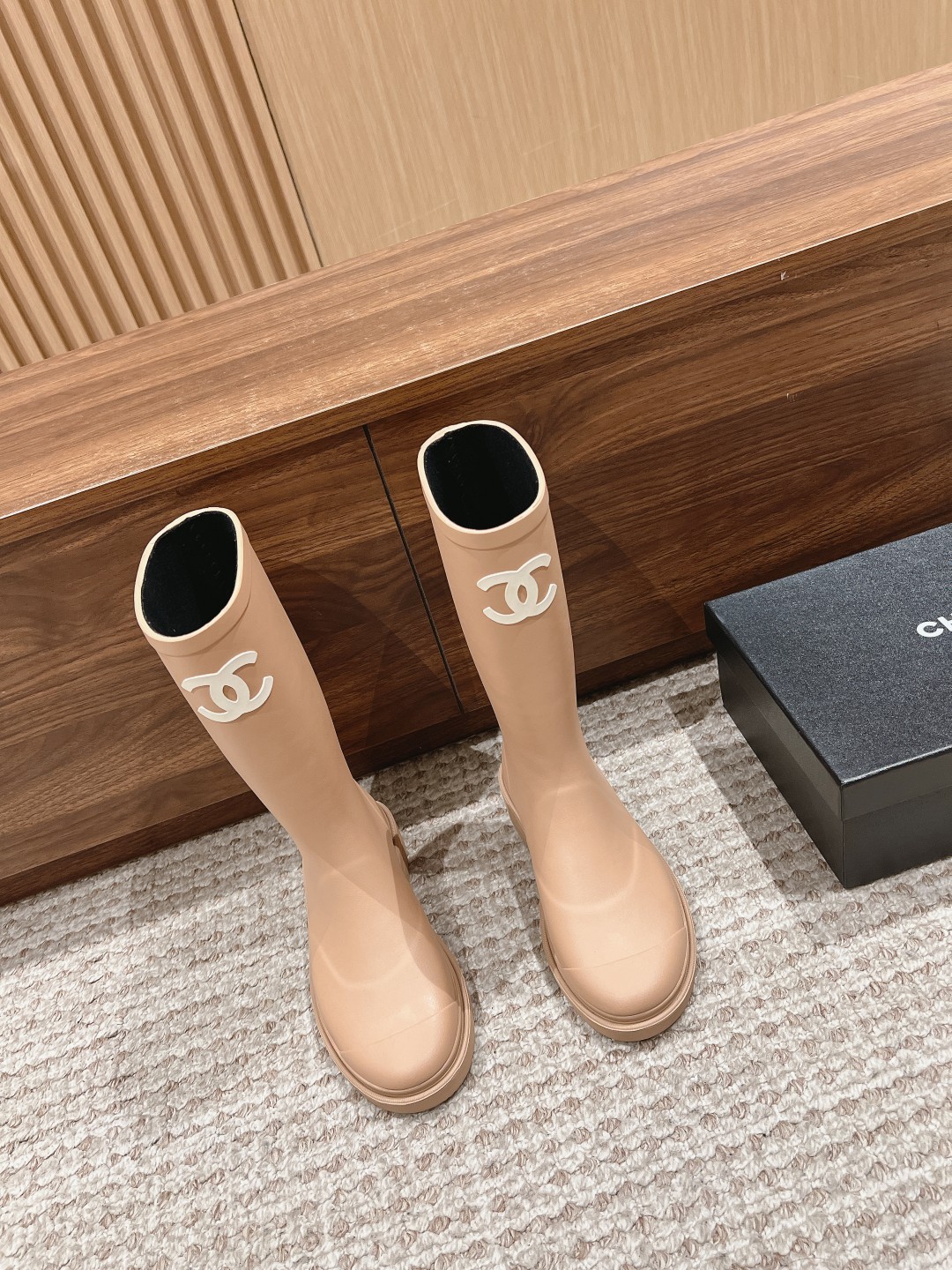 Chanel Replicas
 Boots Fashion