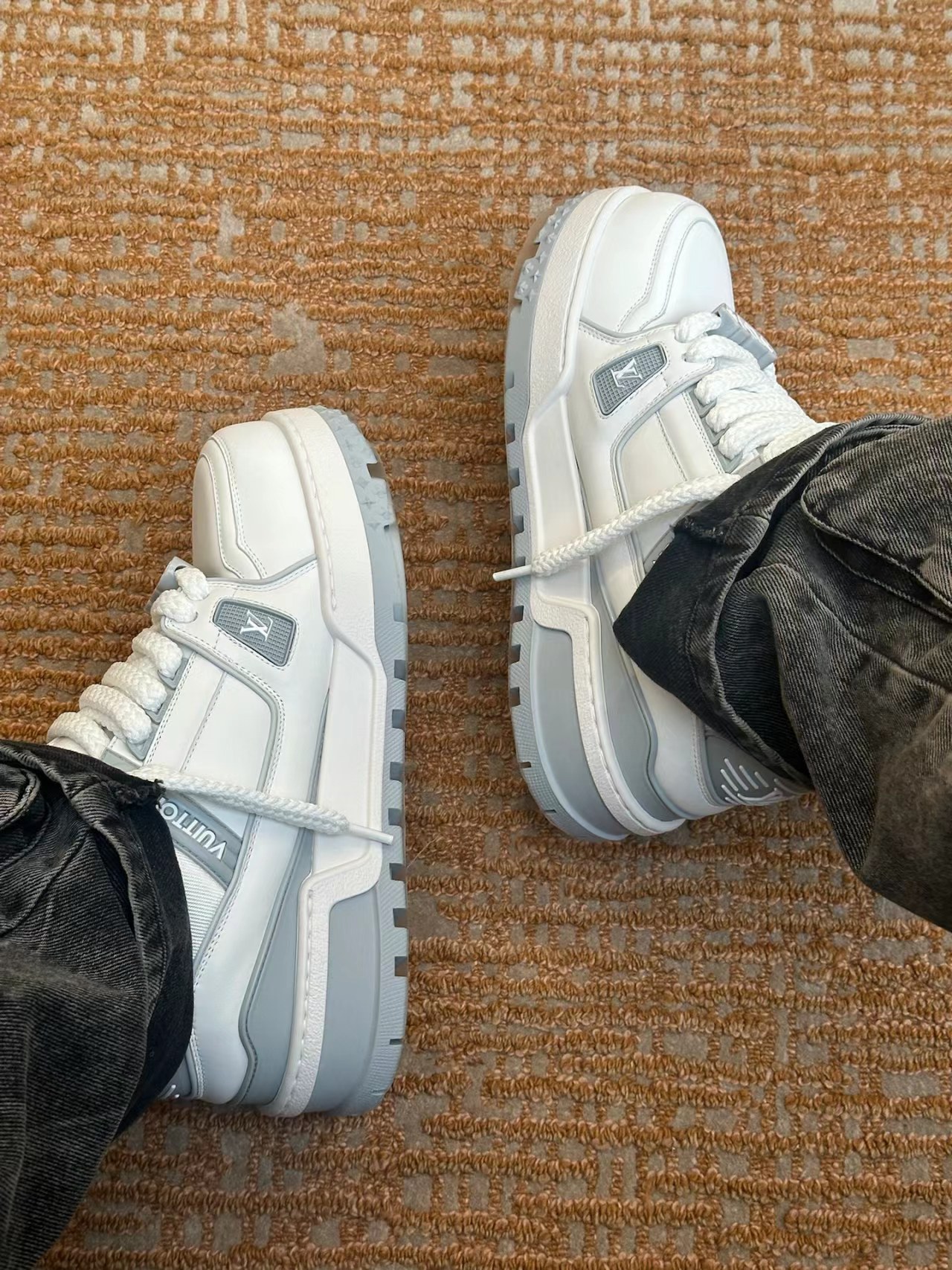 NO:173317,Reference for foot pictures #, casual shoes/sports shoes, sneakers19860909上脚图参考#,休闲鞋/运动鞋,sneakers,Women's Shoes