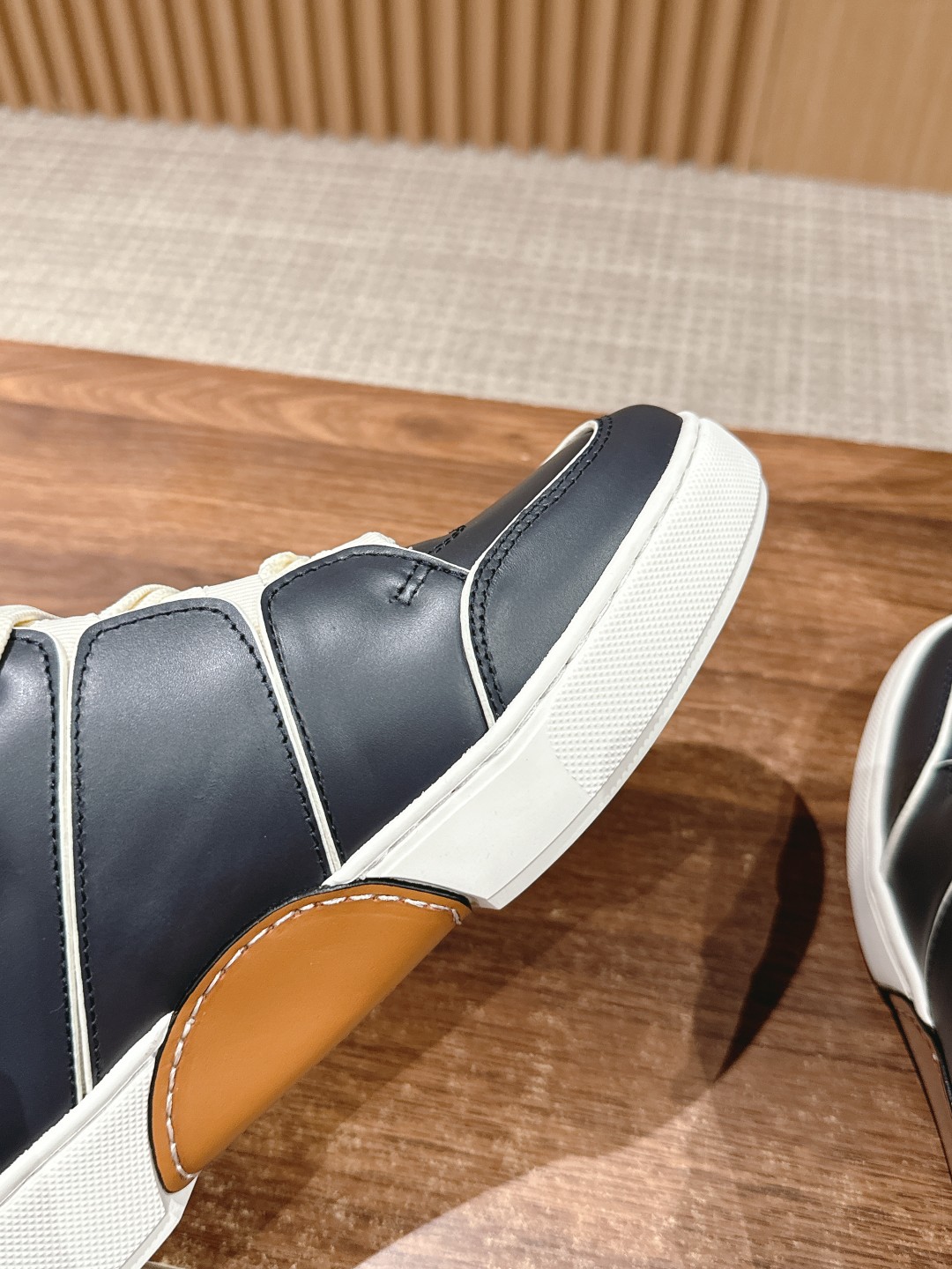 Ermenegildo Zegna Couture Triple Stitch Sneakers: Stylish Limited-Cost Men’s Shoes - 图片 9