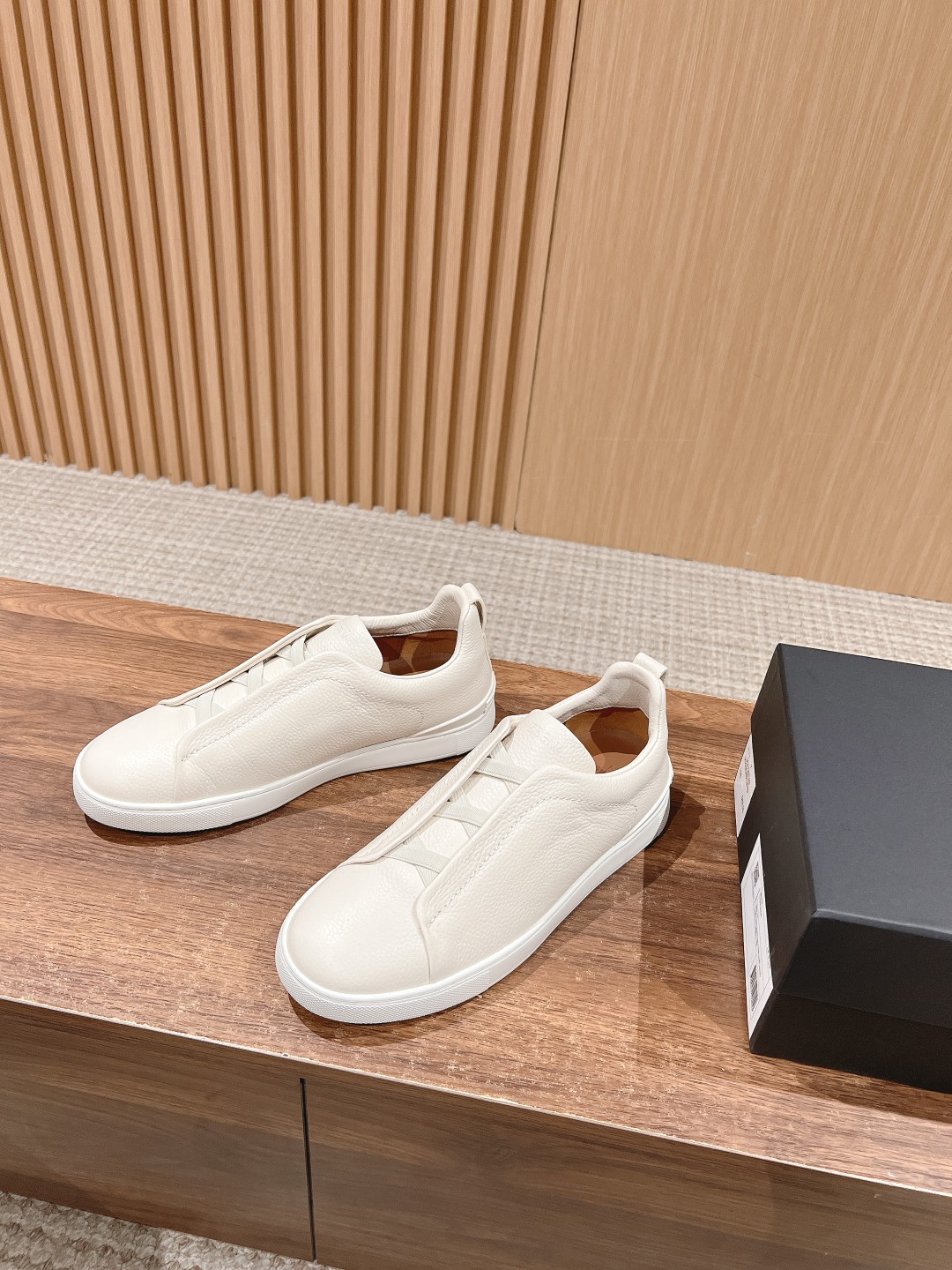Ermenegildo Zegna Jenia Couture Triple Stitch Sneakers: Premium Quality, Stylish Design - 图片 2