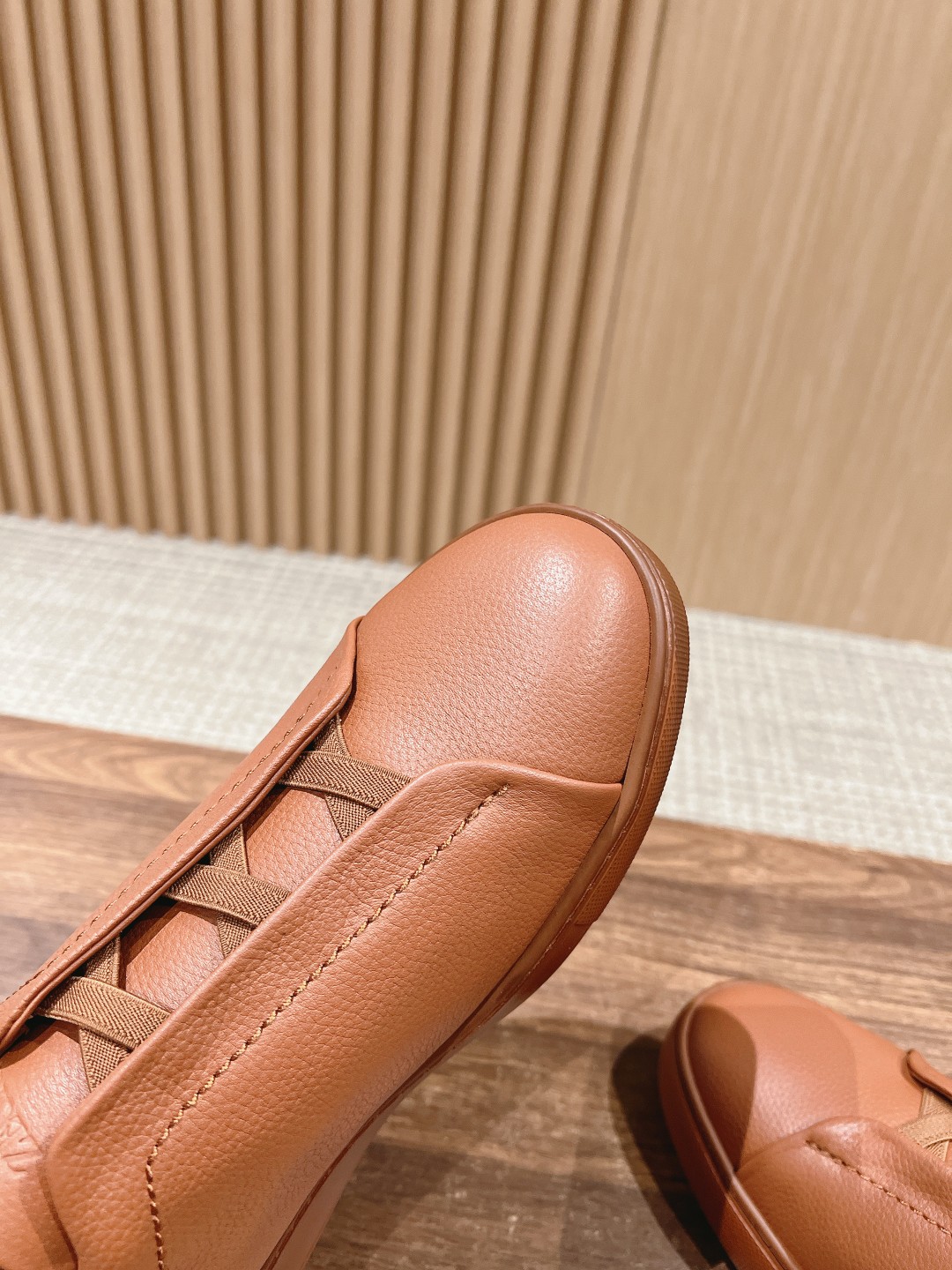 Ermenegildo Zegna Couture Triple Stitch Sneakers: Luxury Locomotive Shoes with Unique Detail - 图片 6