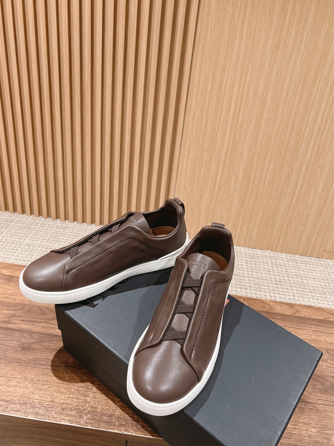 Ermenegildo Zegna Couture Triple Stitch Sneakers: Quality and Comfort in Style - 图片 4