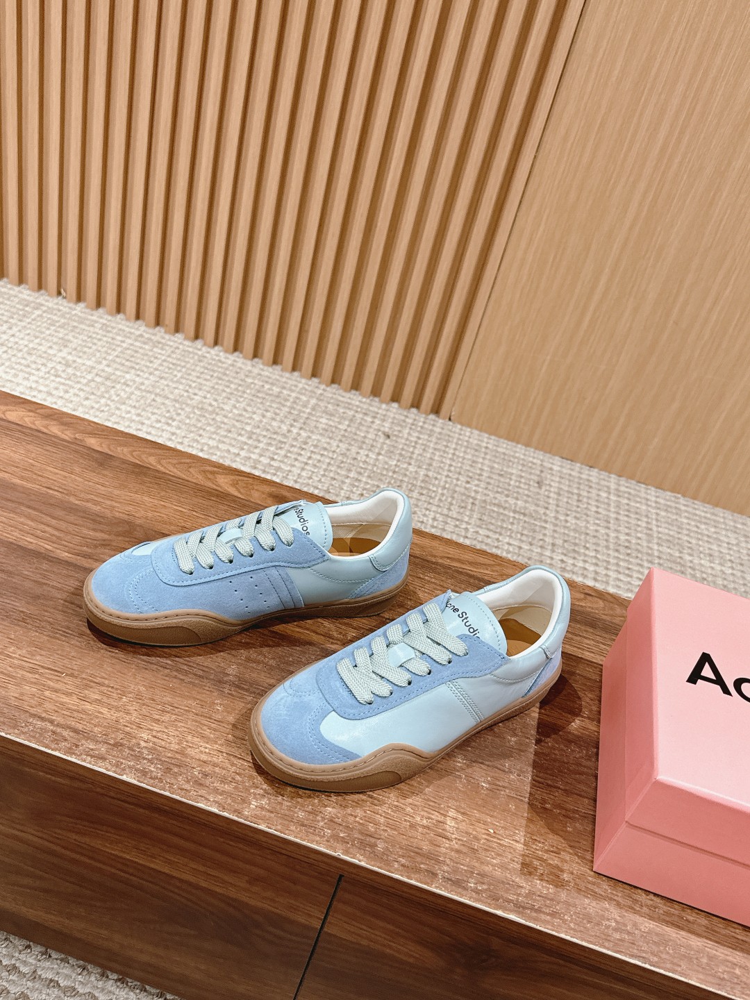 Acne Studios Launches Popular German Shoes for Spring/Summer Collection - 图片 2