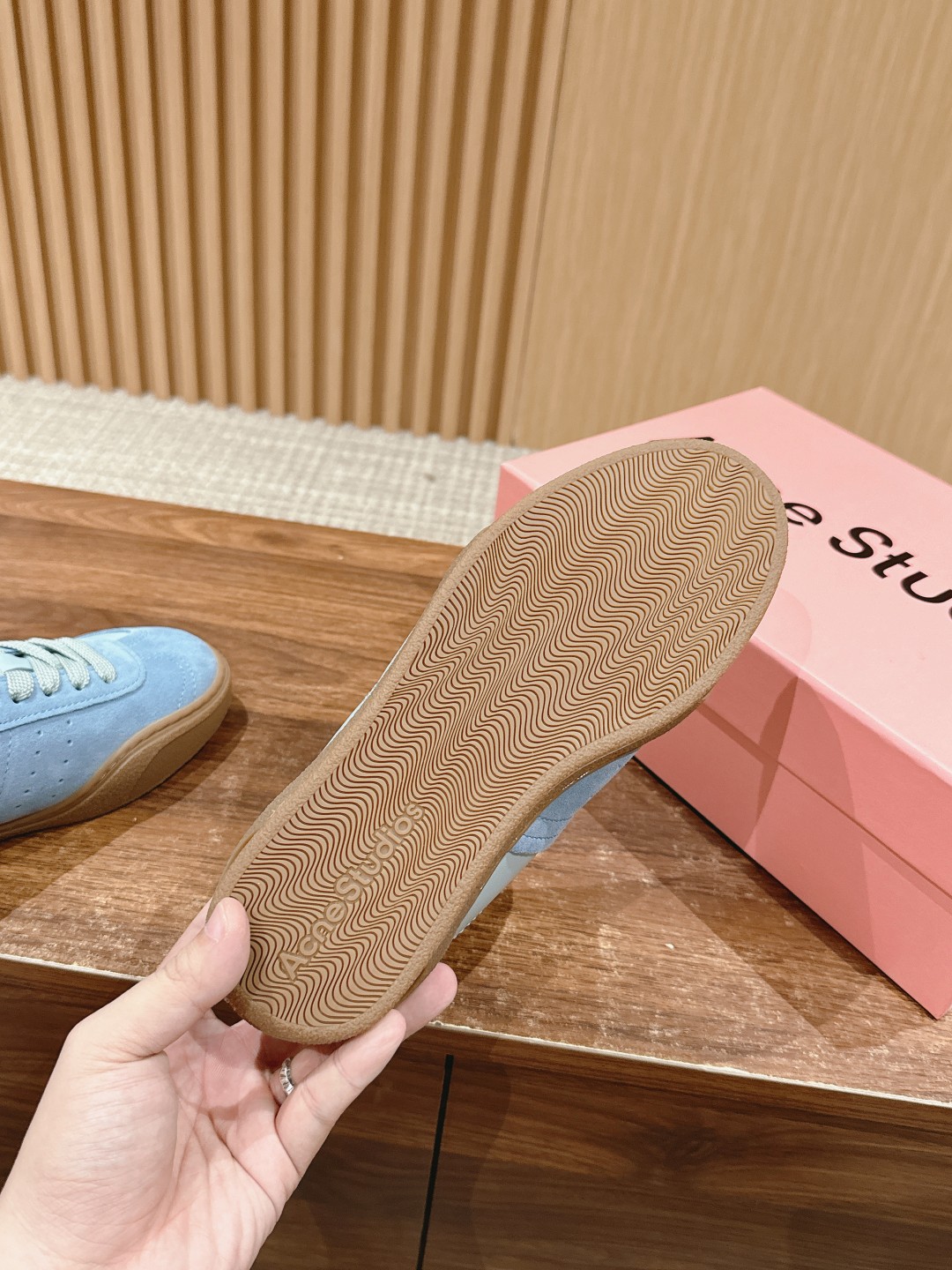 Acne Studios Launches Popular German Shoes for Spring/Summer Collection - 图片 9