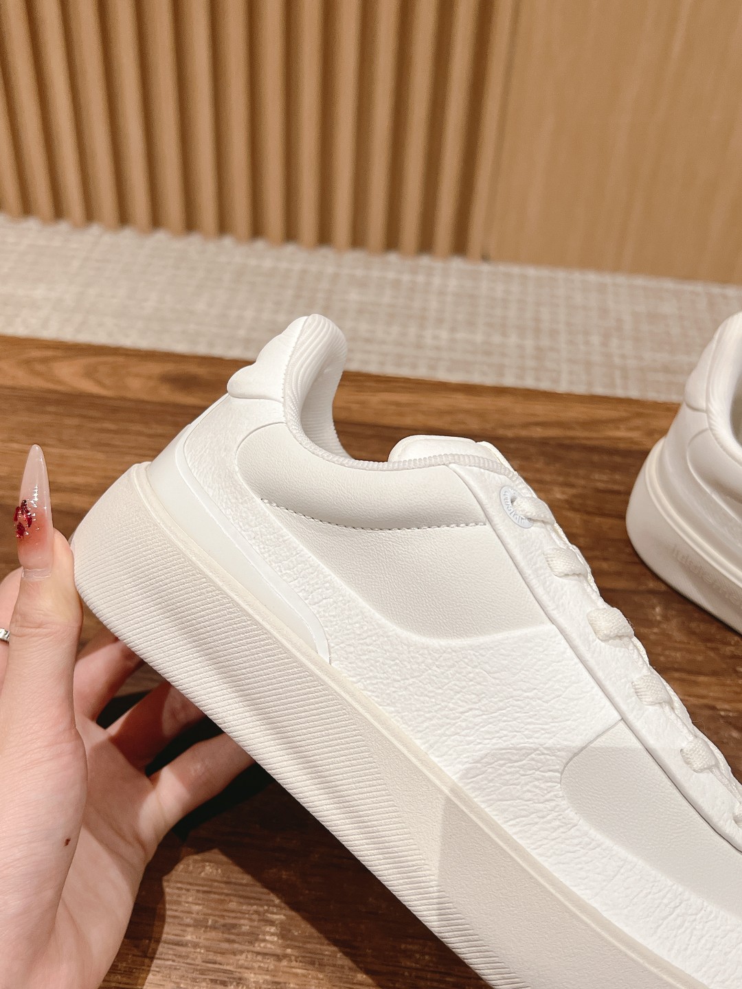 Lulemon City Verte Training Shoes: Fashionable, Supportive, and Versatile for Running and Training - 图片 8