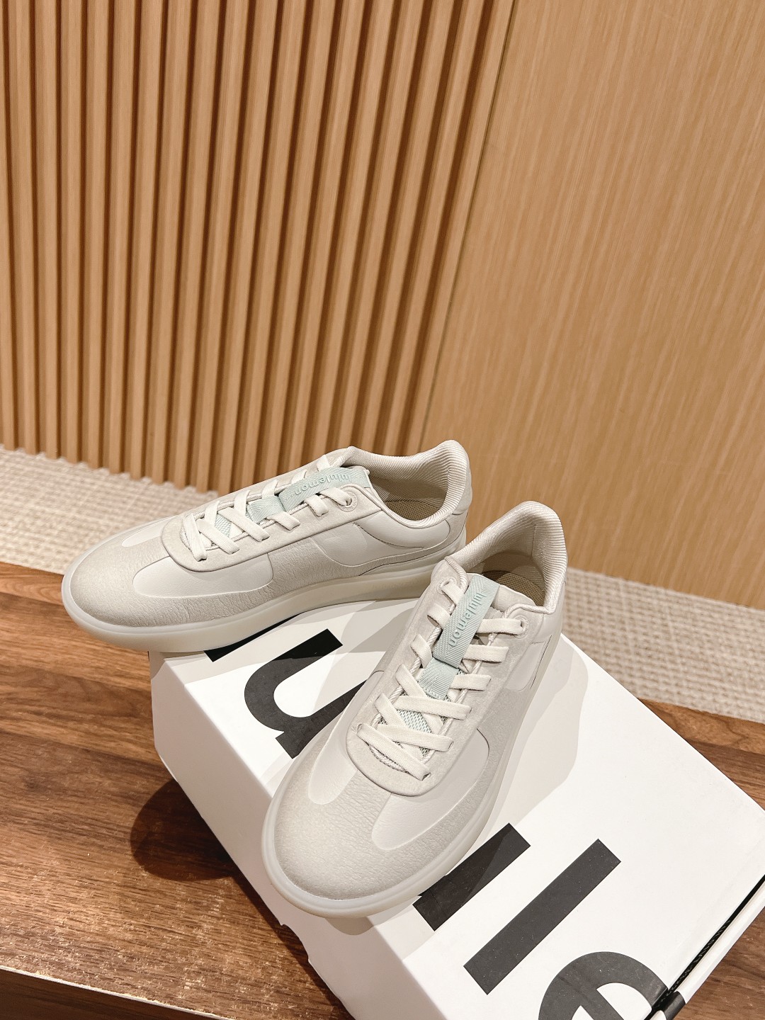 Lulemon City Verte Training Shoes: Classic Fashion with Balanced Stability and Flexibility - 图片 4