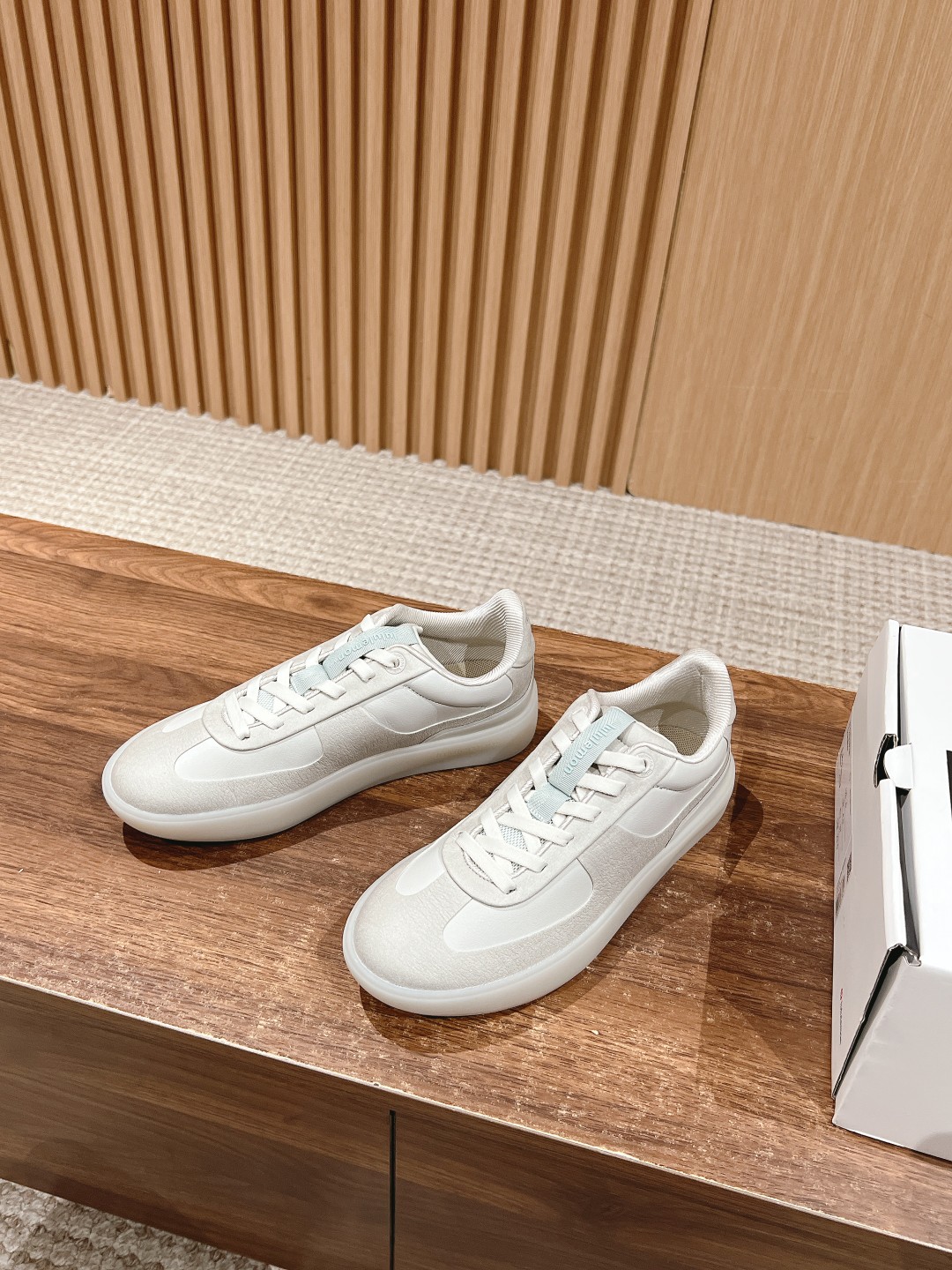 Lulemon City Verte Training Shoes: Classic Fashion with Balanced Stability and Flexibility - 图片 2