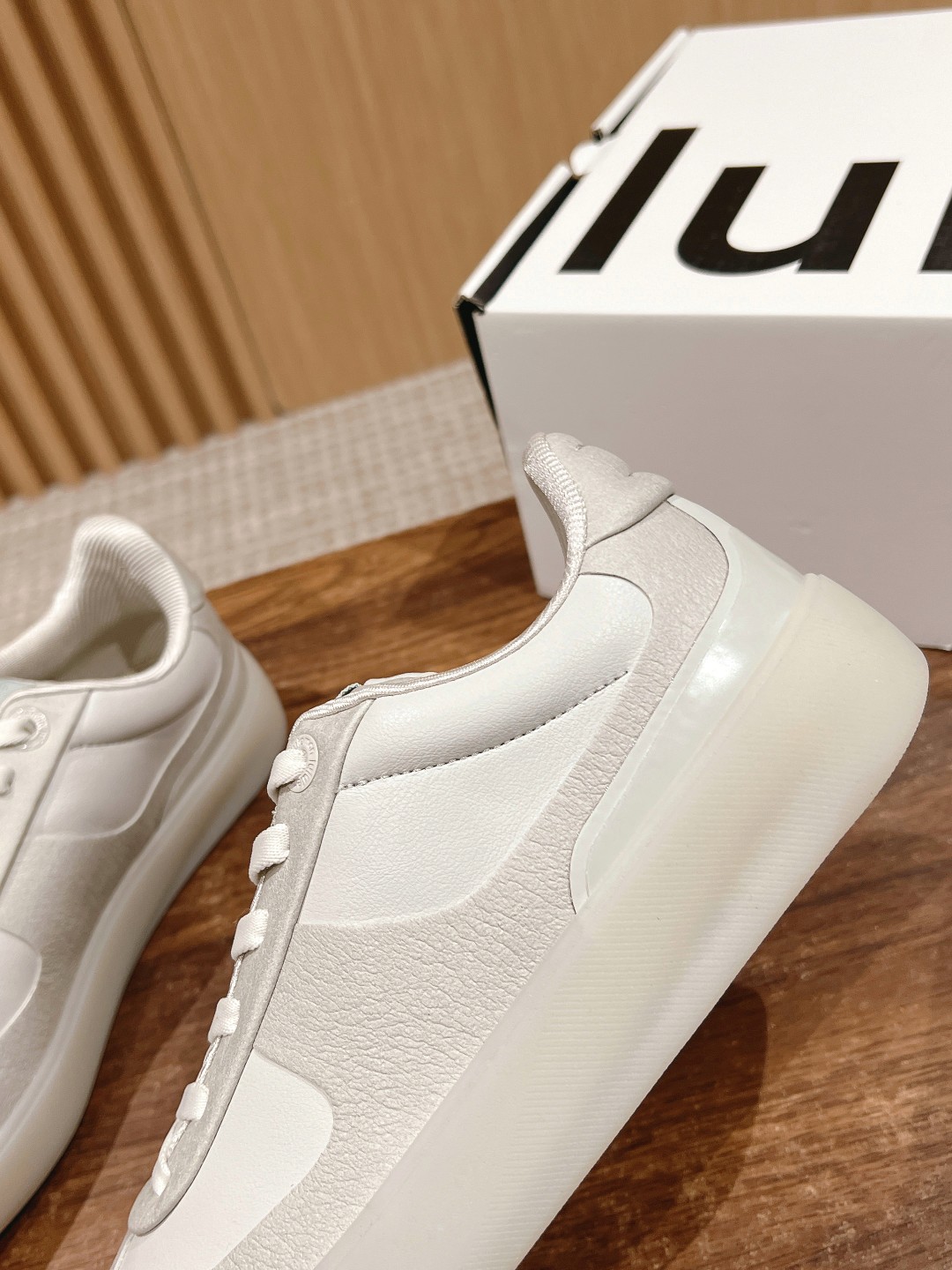 Lulemon City Verte Training Shoes: Classic Fashion with Balanced Stability and Flexibility - 图片 8