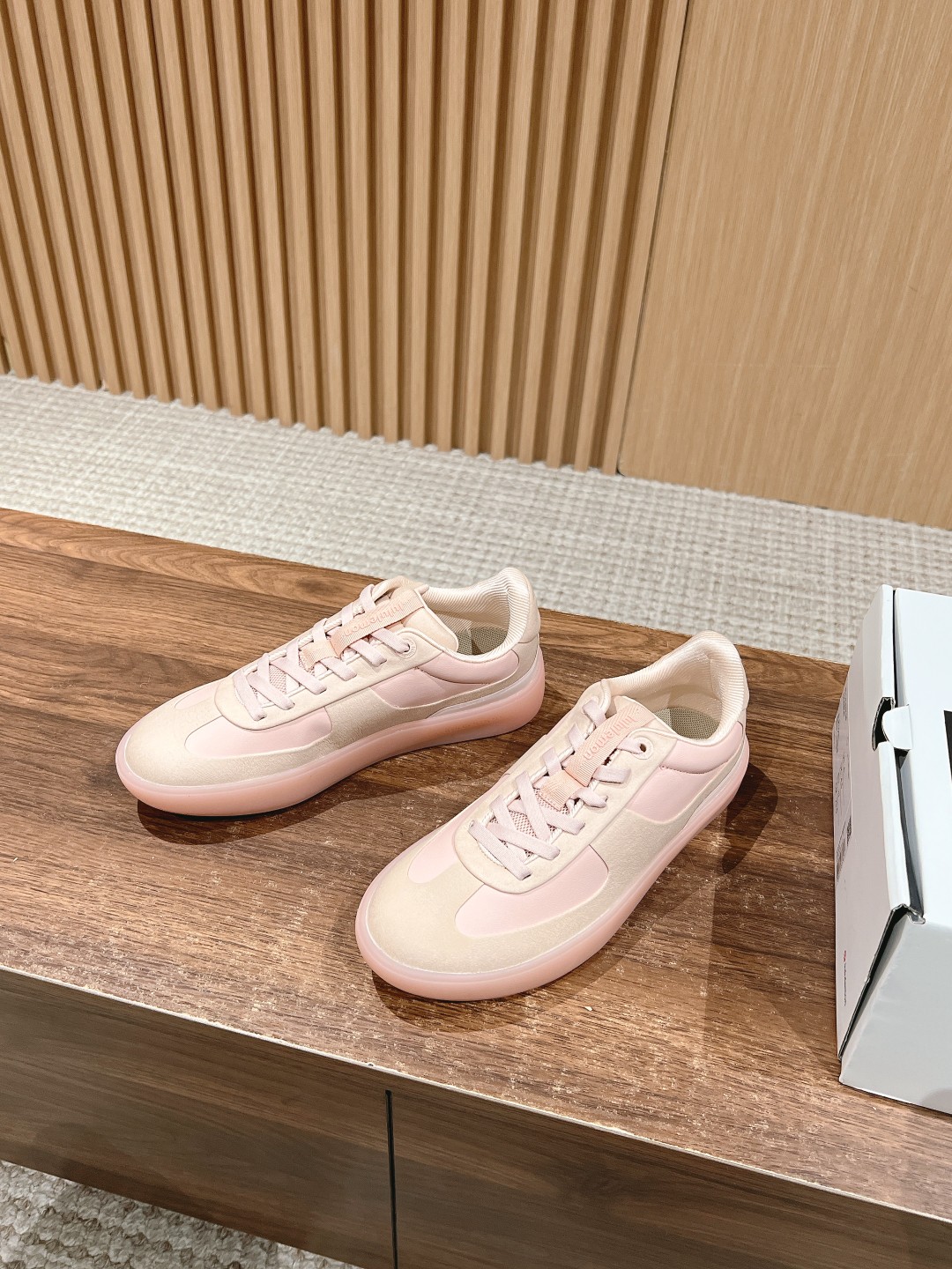 Lulemon City Verte Training Shoes: Stylish, Versatile, and Supportive for Running and Training - 图片 2