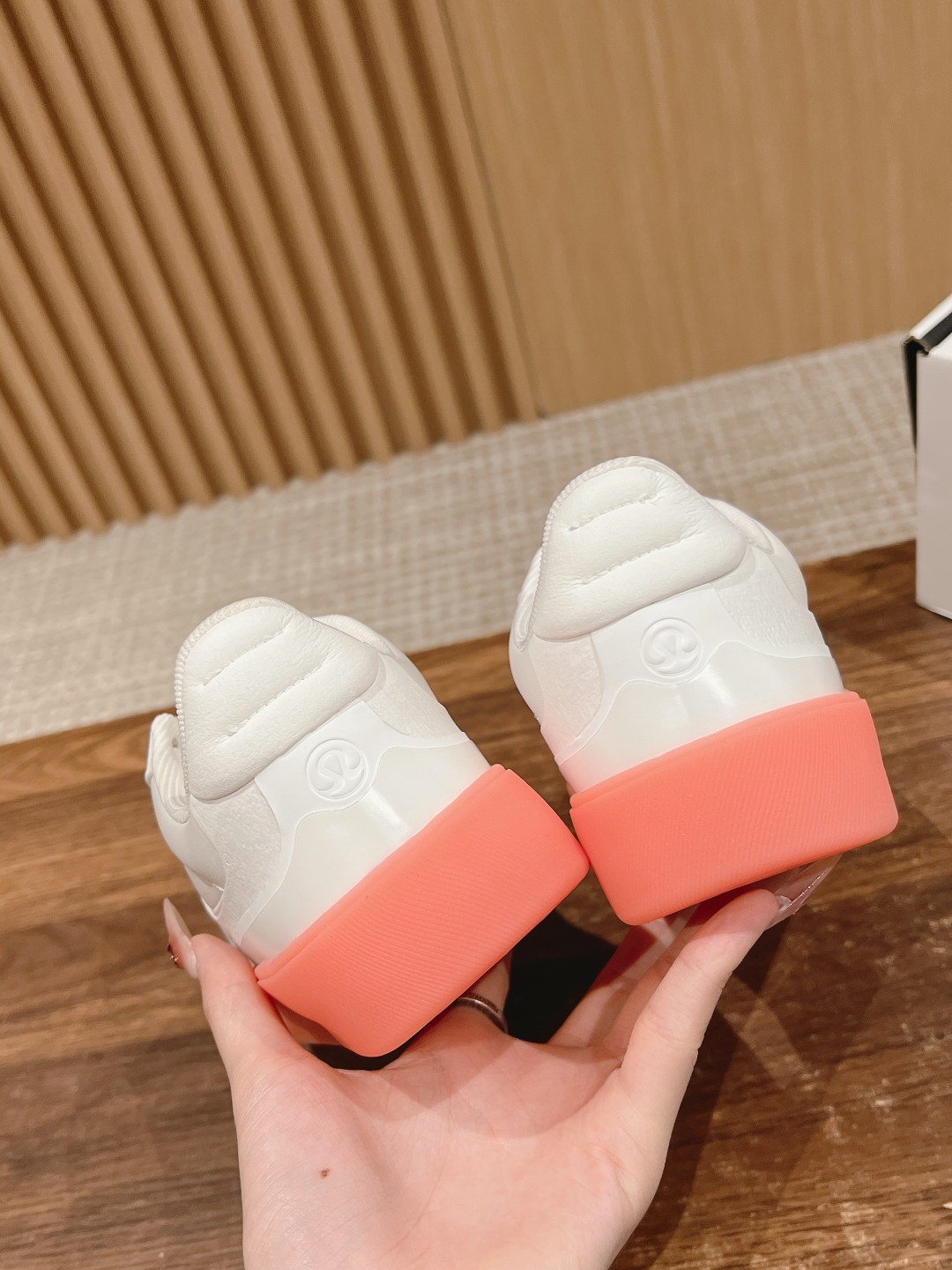 Lulemon City Verse Sneakers: Versatile Footwear for Gym and Jogging Training - 图片 9