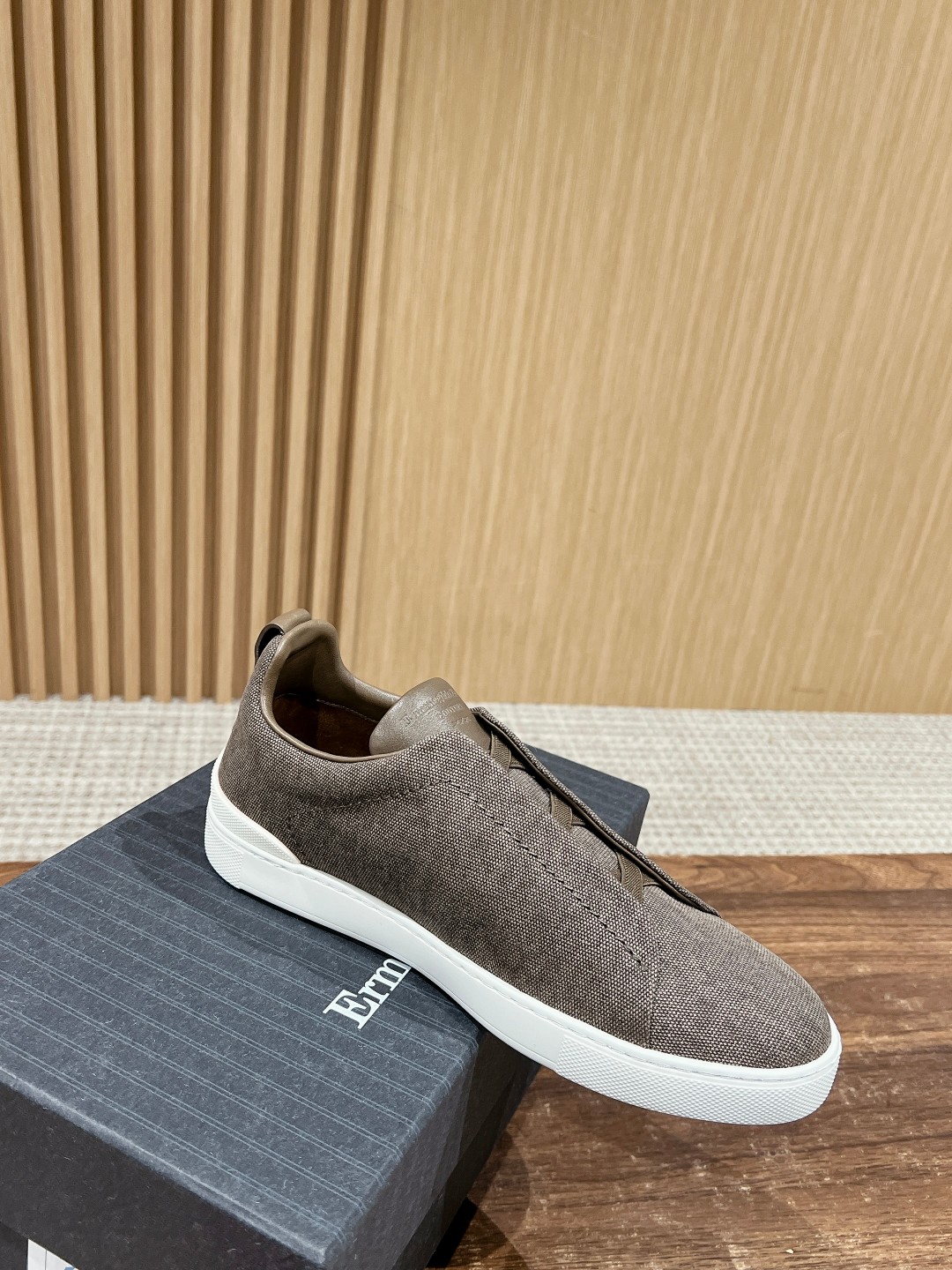 Ermenegildo Zegna Sustainable Wool Sneakers with Triple Stitch Detail - 图片 3