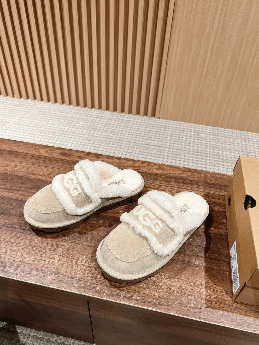 [UGG Women