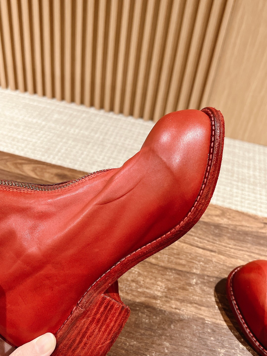 GUIDI #Guetti Revives Chelsea Wrinkled Shoes with Unique Features and Retro Style - 图片 6
