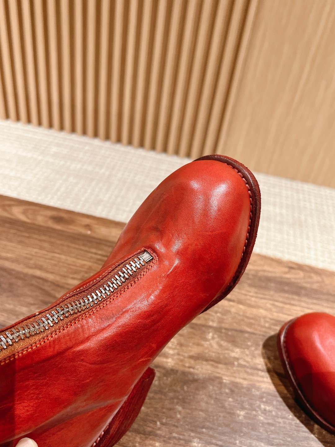 Unique Handmade Shoes with Vintage Charm and Comfort - 图片 6
