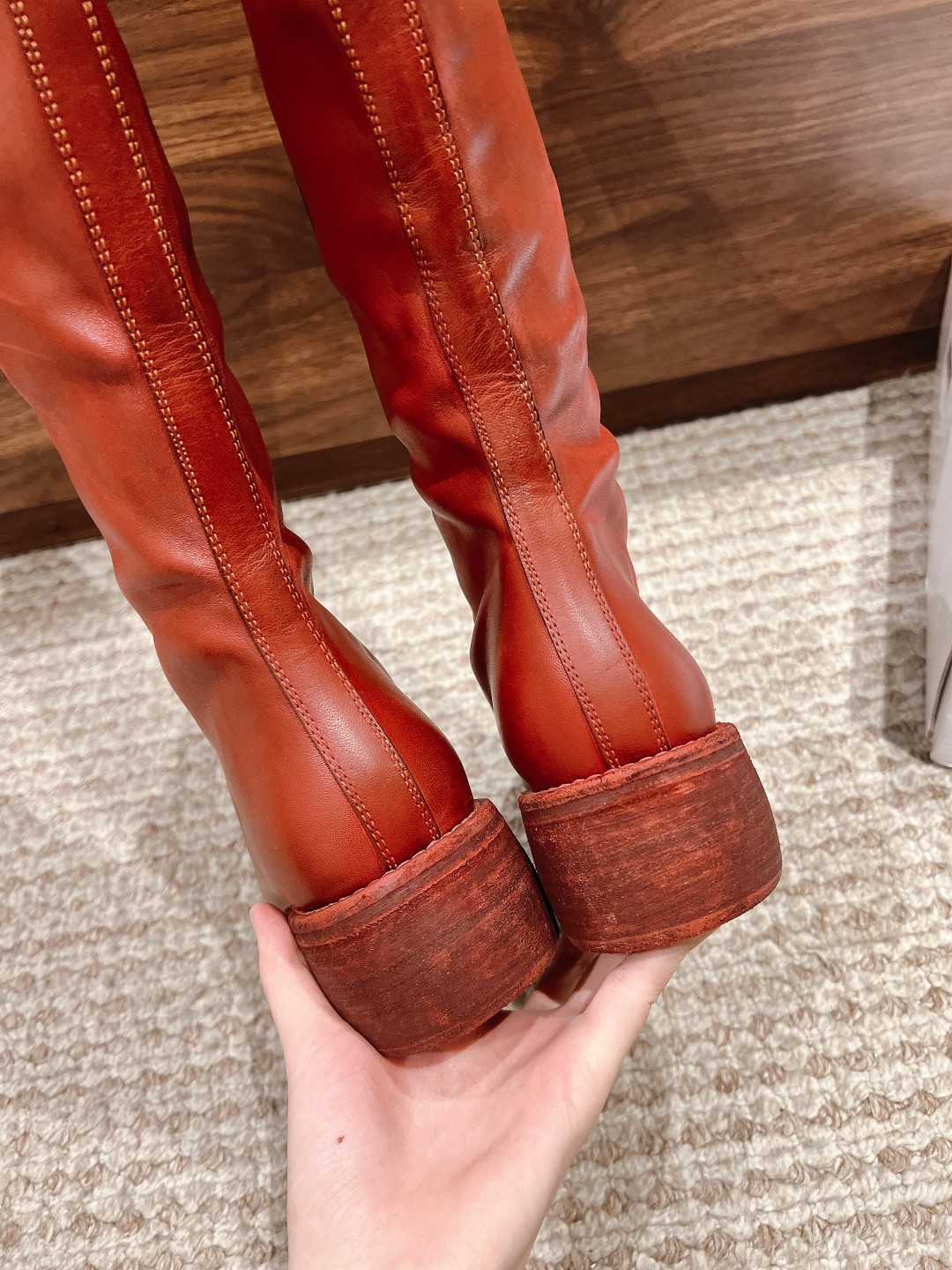 Unique Handmade Guidi Chelsea Shoes with Vintage Appeal and Comfort - 图片 9