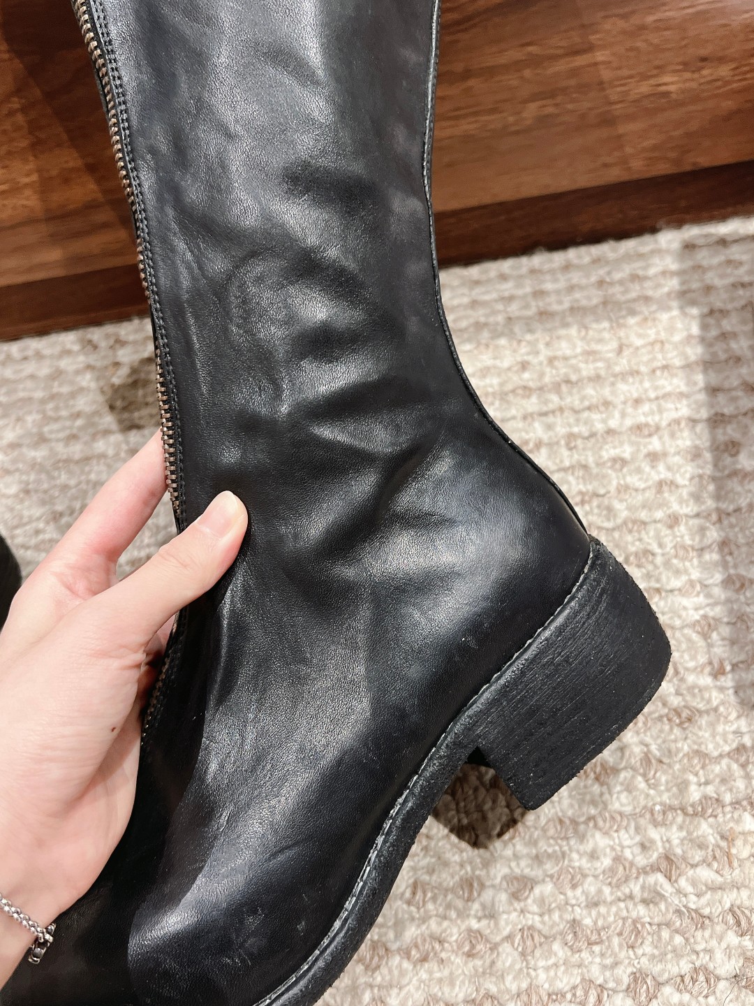 Unique Handmade Guidi Chelsea Shoes with Natural Aging Characteristics - 图片 8