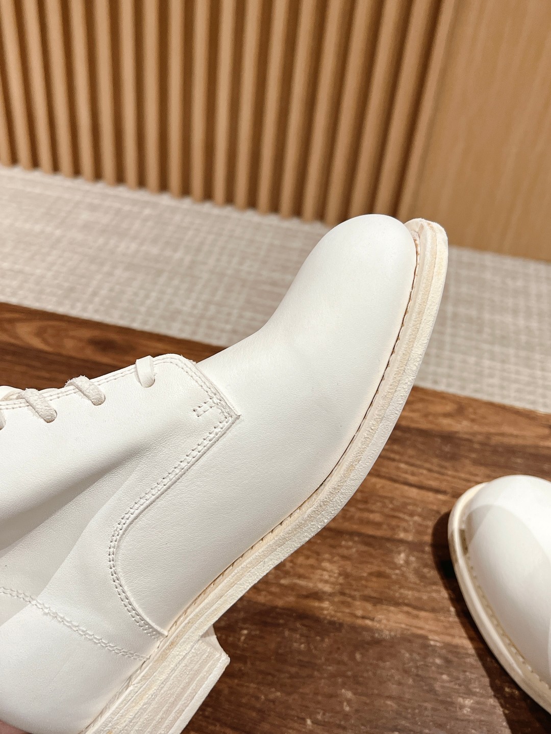 GUIDI #Guetti Revives Vintage Chelsea Shoes with Unique Features and Natural Aging. - 图片 6