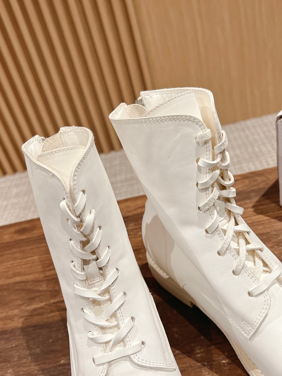GUIDI #Guetti Revives Vintage Chelsea Shoes with Unique Features and Natural Aging. - 图片 8