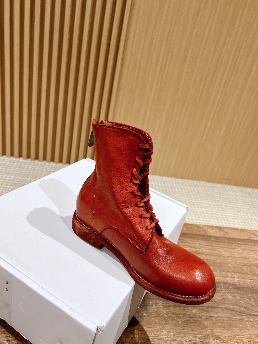GUIDI #Guetti Revives Vintage Chelsea Shoes with Unique Features - 图片 3