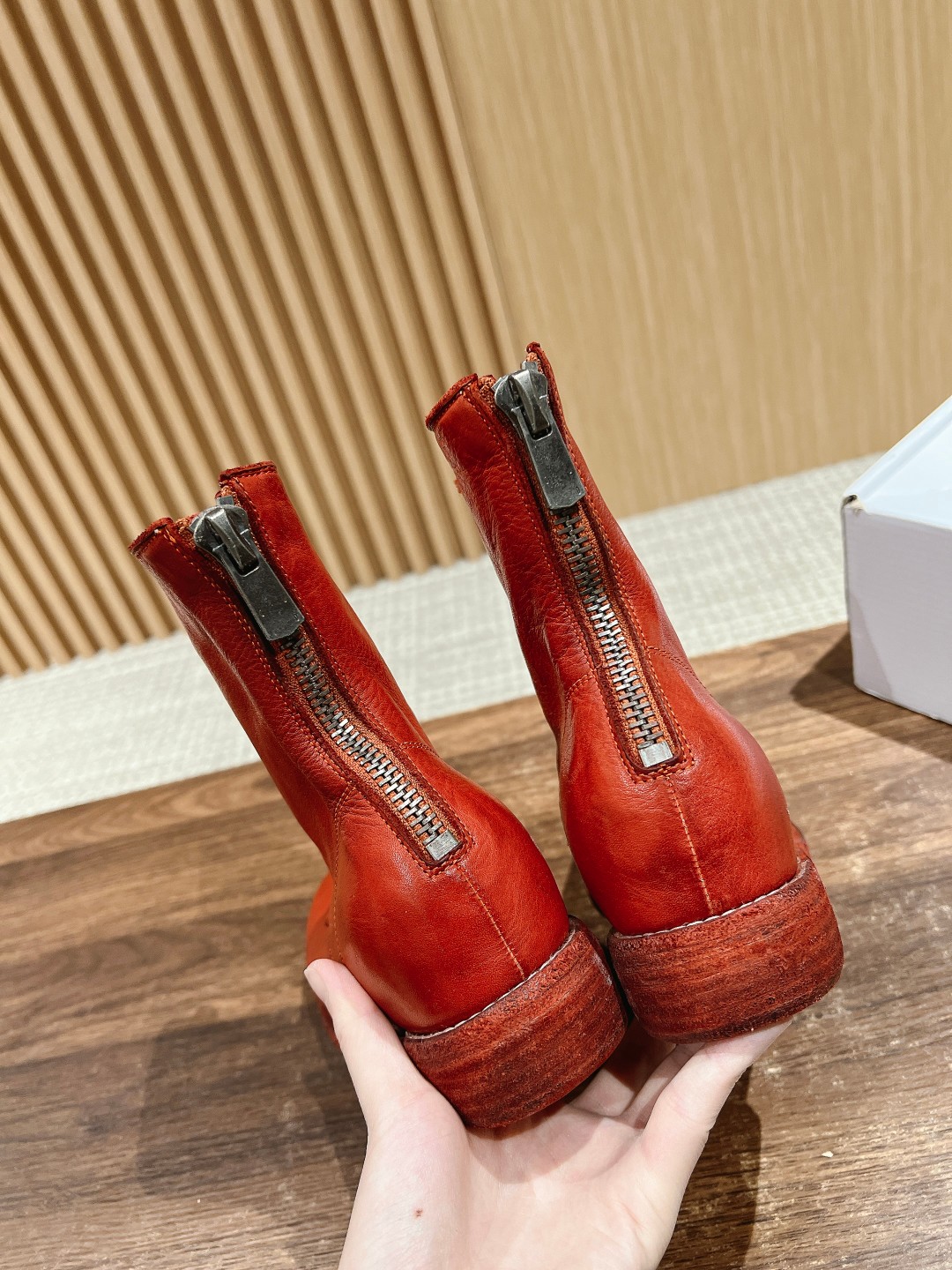 GUIDI #Guetti Revives Vintage Chelsea Shoes with Unique Features - 图片 8