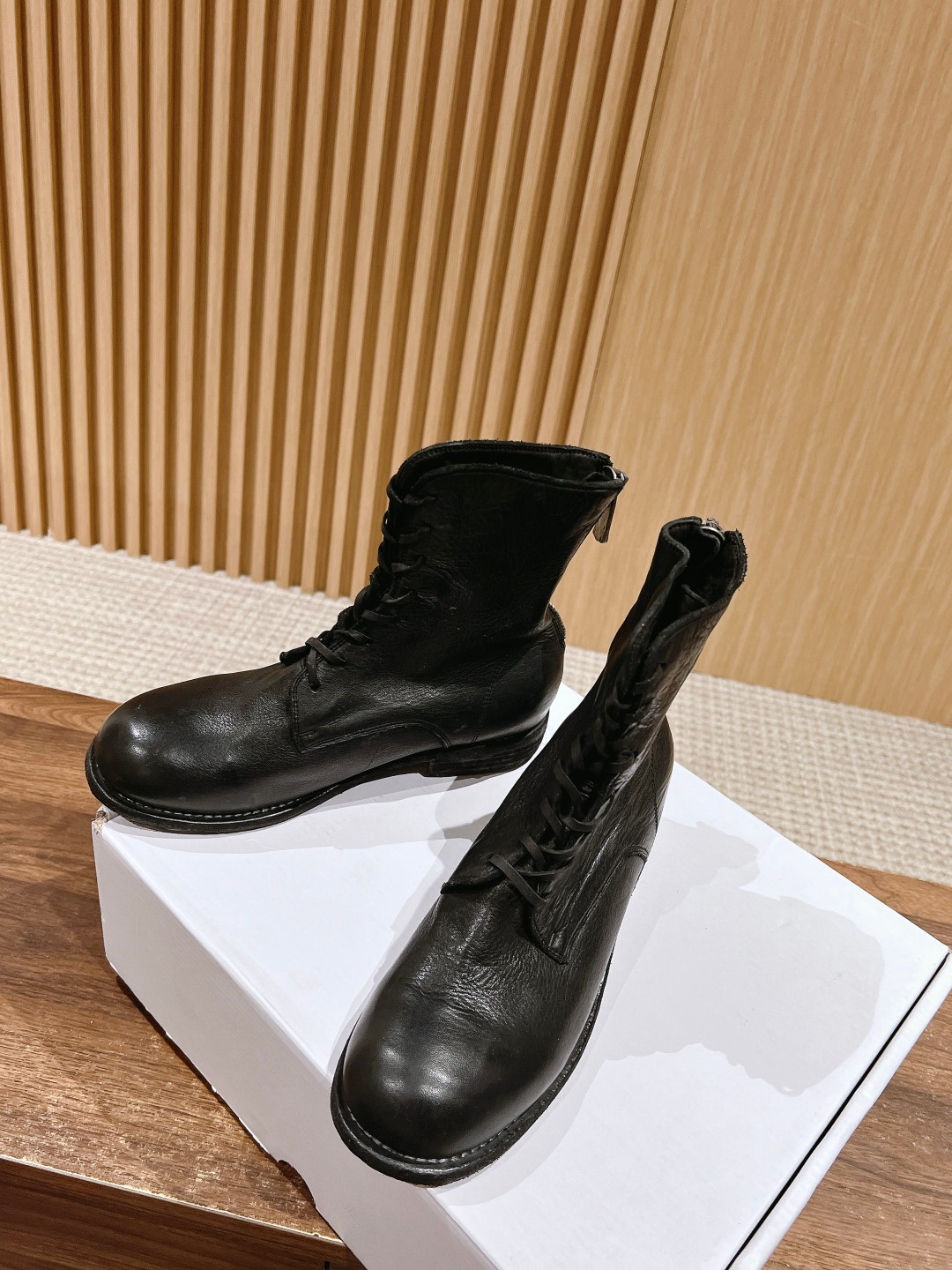 GUIDI #Guetti Revives Old Chelsea Wrinkled Shoes with Unique Features - 图片 4
