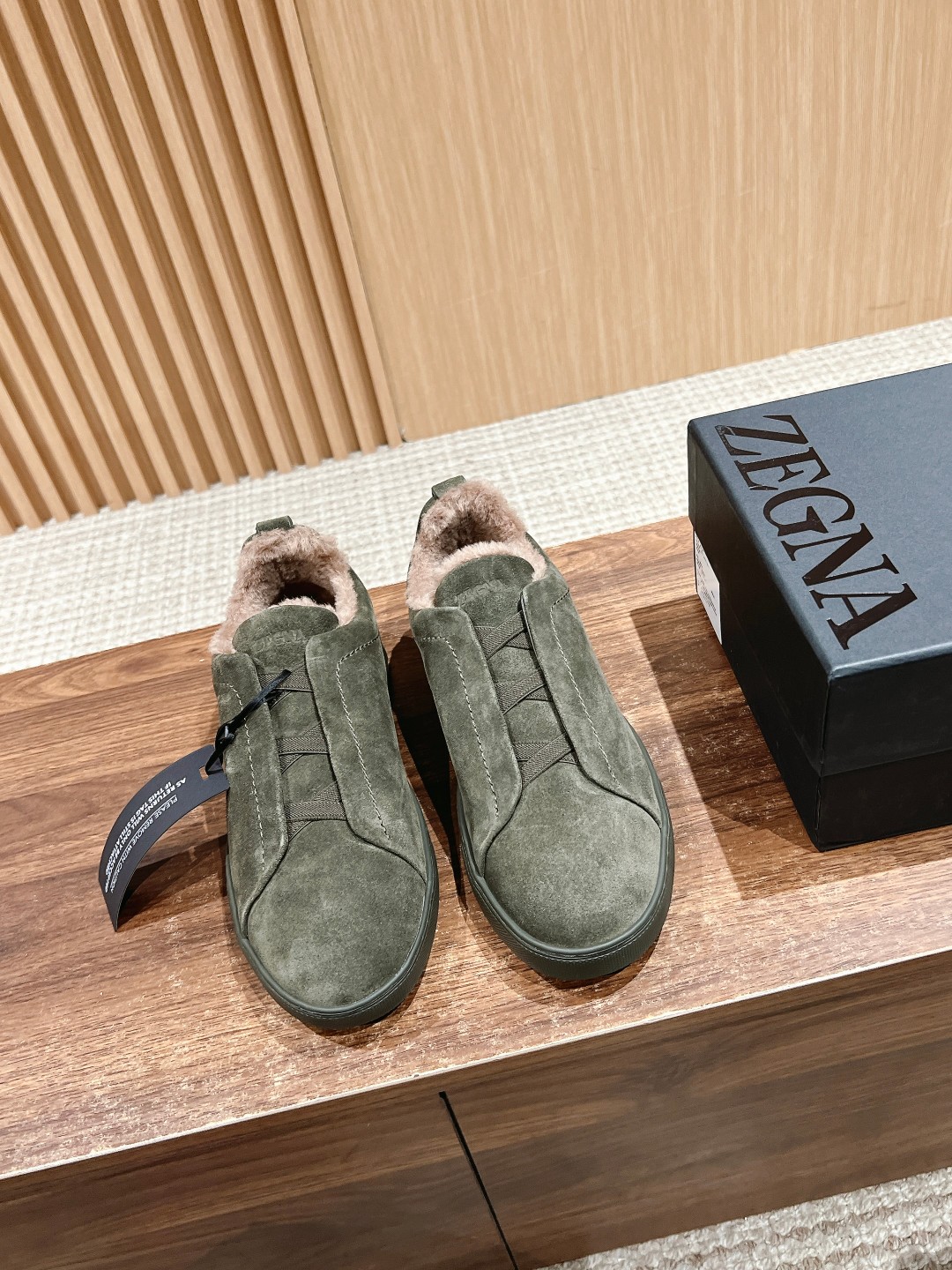 Ermenegildo Zegna Leather Sneakers with Triple StitchTM Detail and Rubber Soles - 图片 1