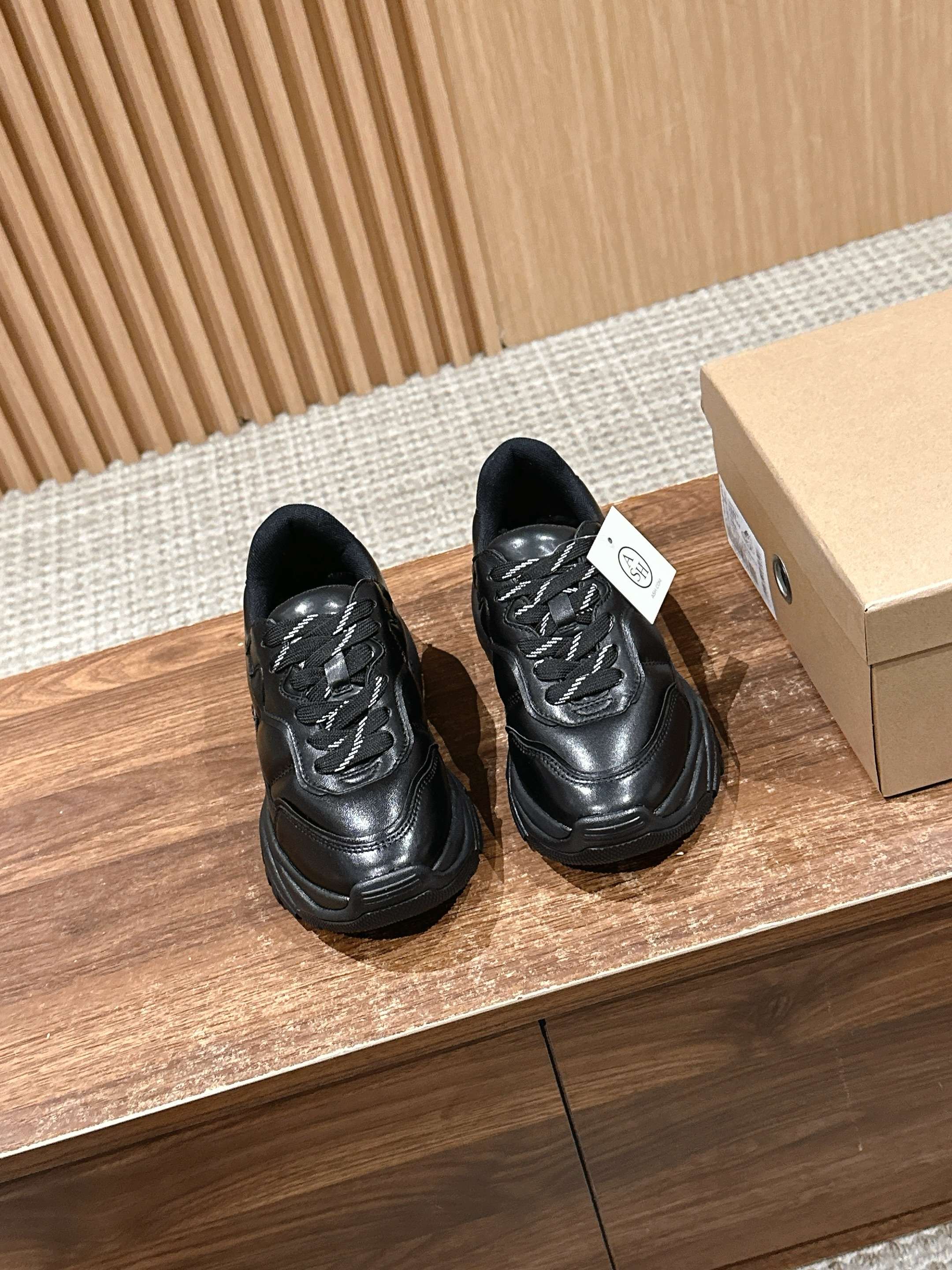 NO:418609,Top version #Ai Xi new thick-soled dad shoes casual sneakers Original imported calfskin sheepskin open mold rubber outsole thick sole 6.5cm Size35/39 (40 custom made without return or exchange), dad shoes, sneakers, cowhide, sheepskin19860909顶级版本 #艾熙新款厚底老爹鞋休闲运动鞋 原版进口小牛皮 羊皮里 开模橡胶大底 厚底6.5cm Size35/39（40定做不退换）,老爹鞋,sneakers,cowhide,sheepskin,Women's Shoes