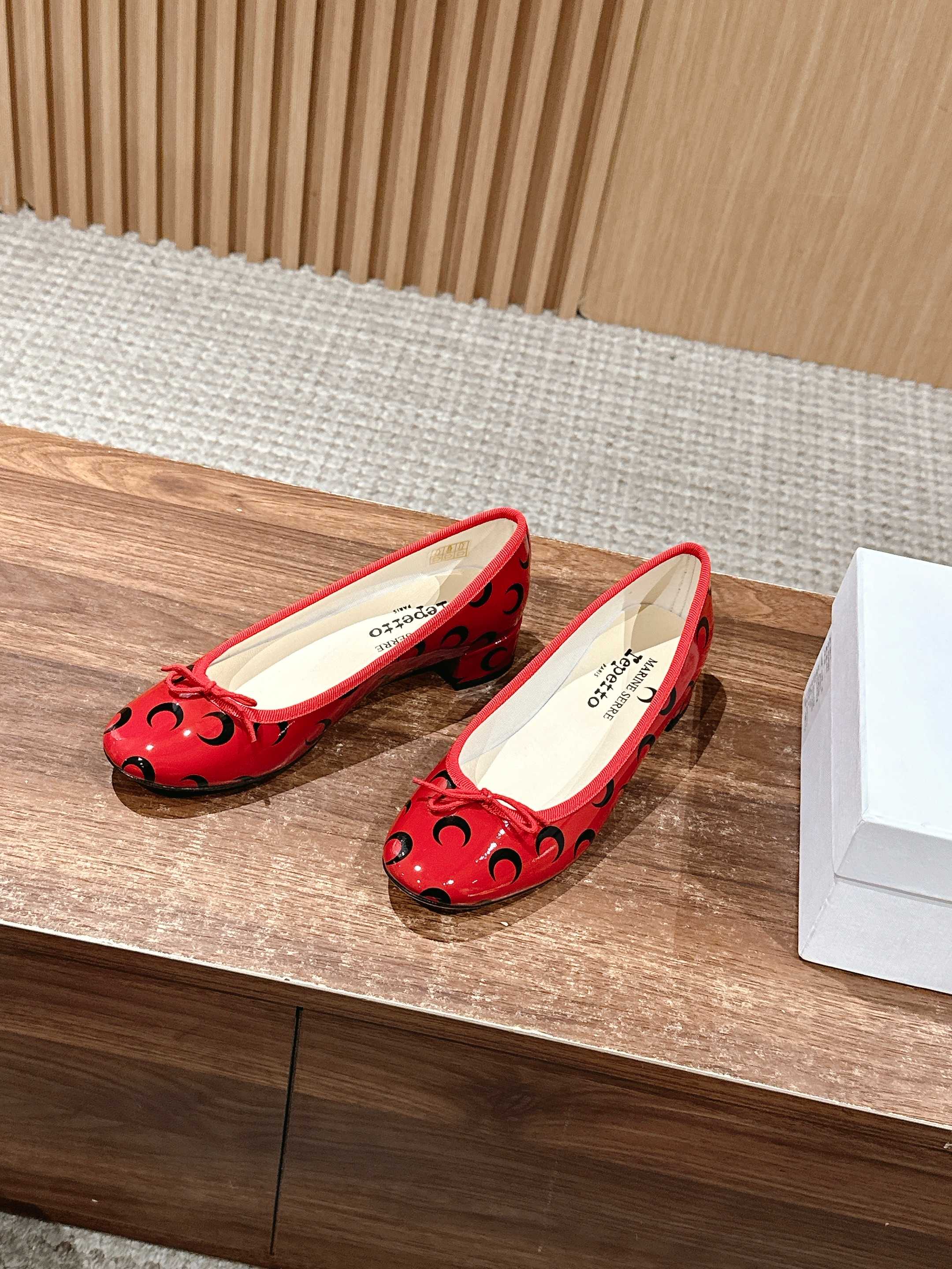 Repetto x MarineSerre 2025 Collection: Ballet-inspired shoes with a modern twist - 图片 2