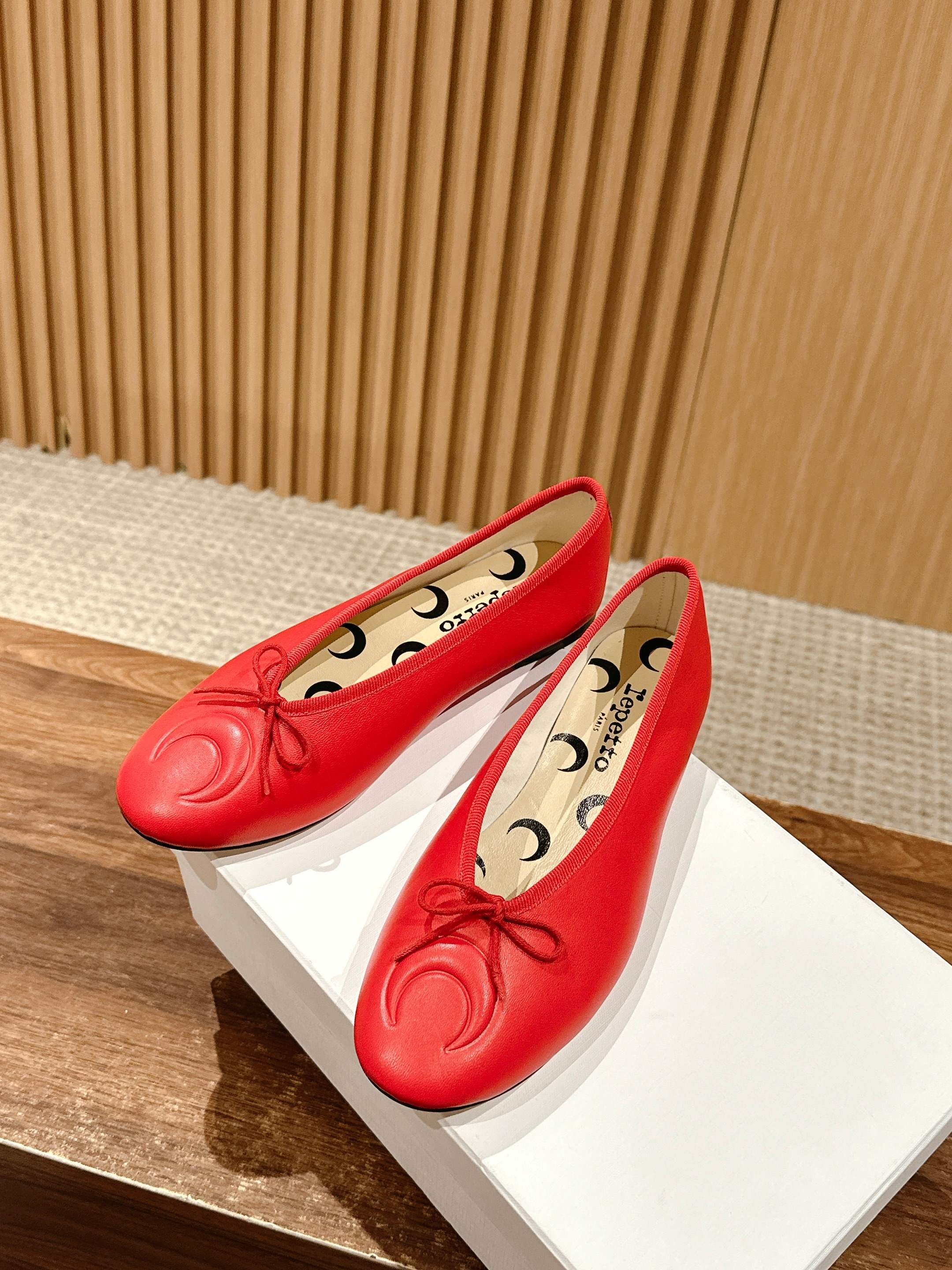Repetto x MarineSerre 2025 Collaboration: Ballet Shoes with Modern Twist - 图片 4