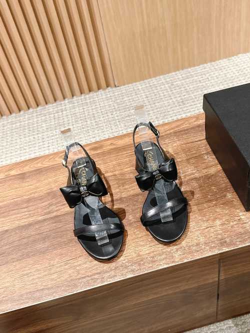 Chanel 2025 Spring/Summer Lambskin Bow Sandals, Cute and Comfortable