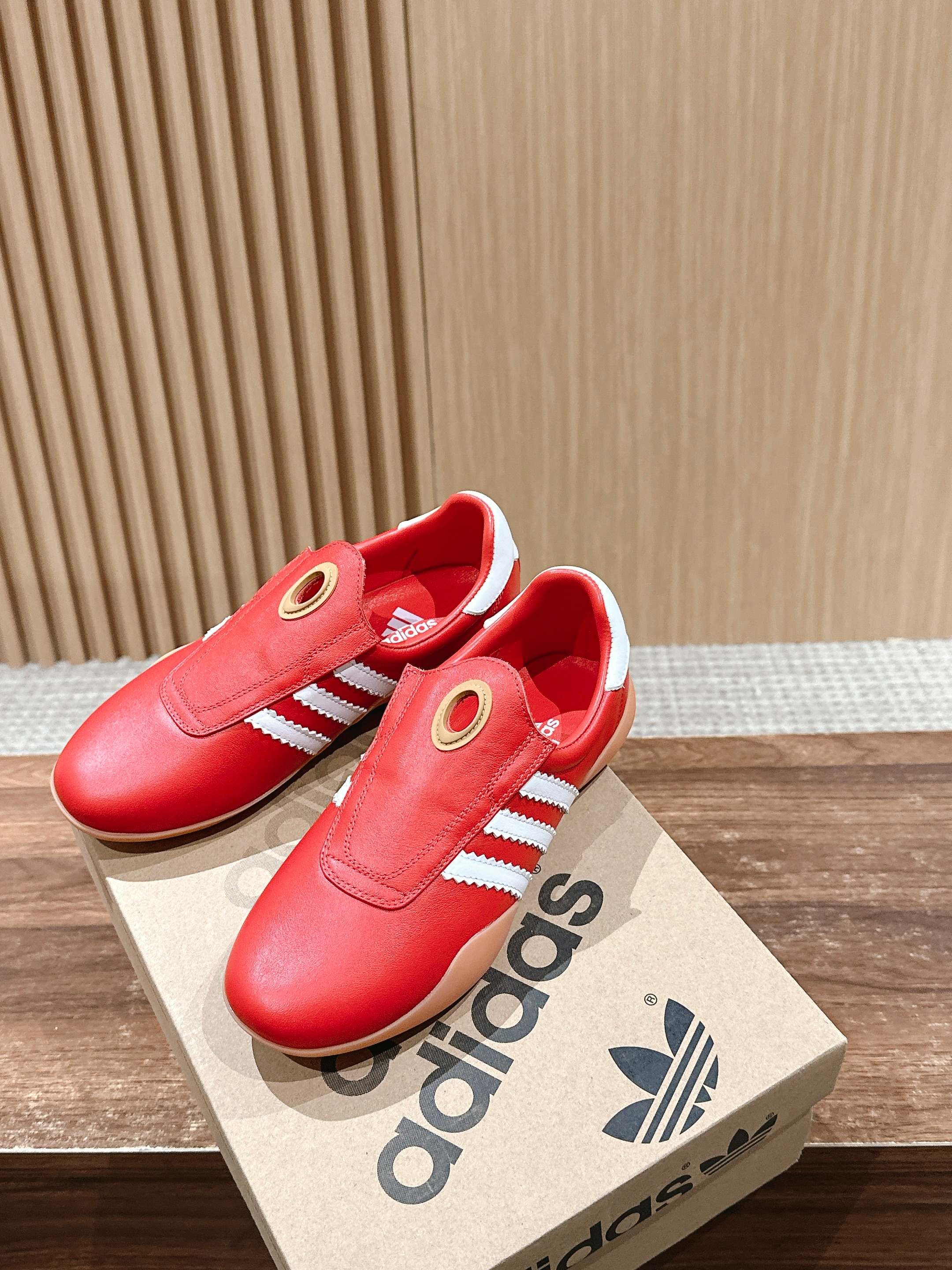 Adidas Springser Taekwondo Shoes: Comfortable and Stylish Footwear for Training and Leisure. - 图片 4