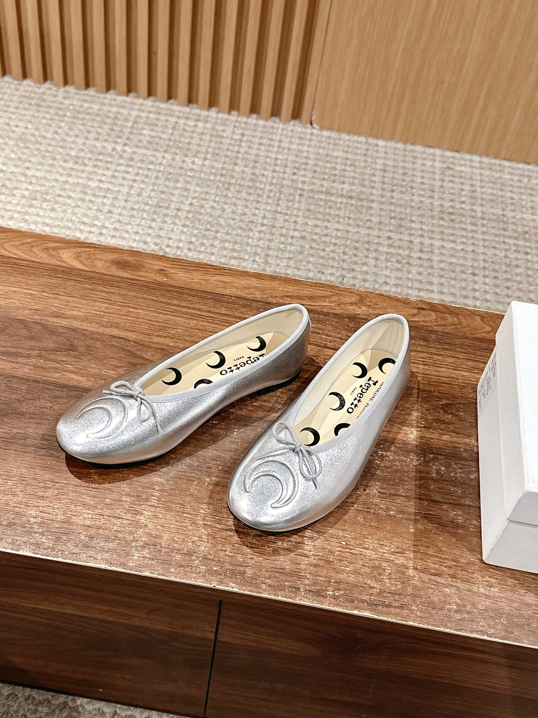 Repetto x MarineSerre 2025 Collection: Ballet Shoes with Modern Twist - 图片 2