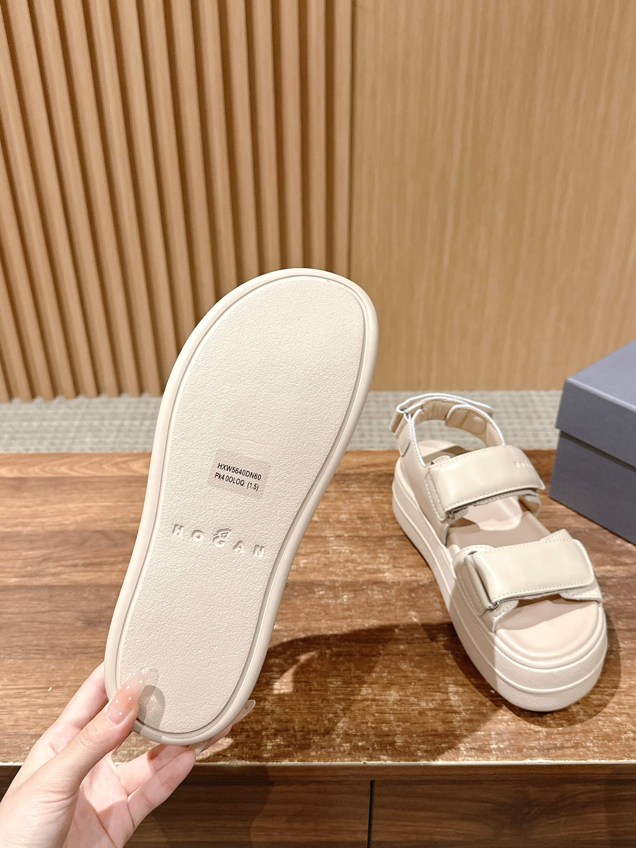 Hogan Skyscraper Sandals: Cloud-like Comfort and Urban Style - 图片 9