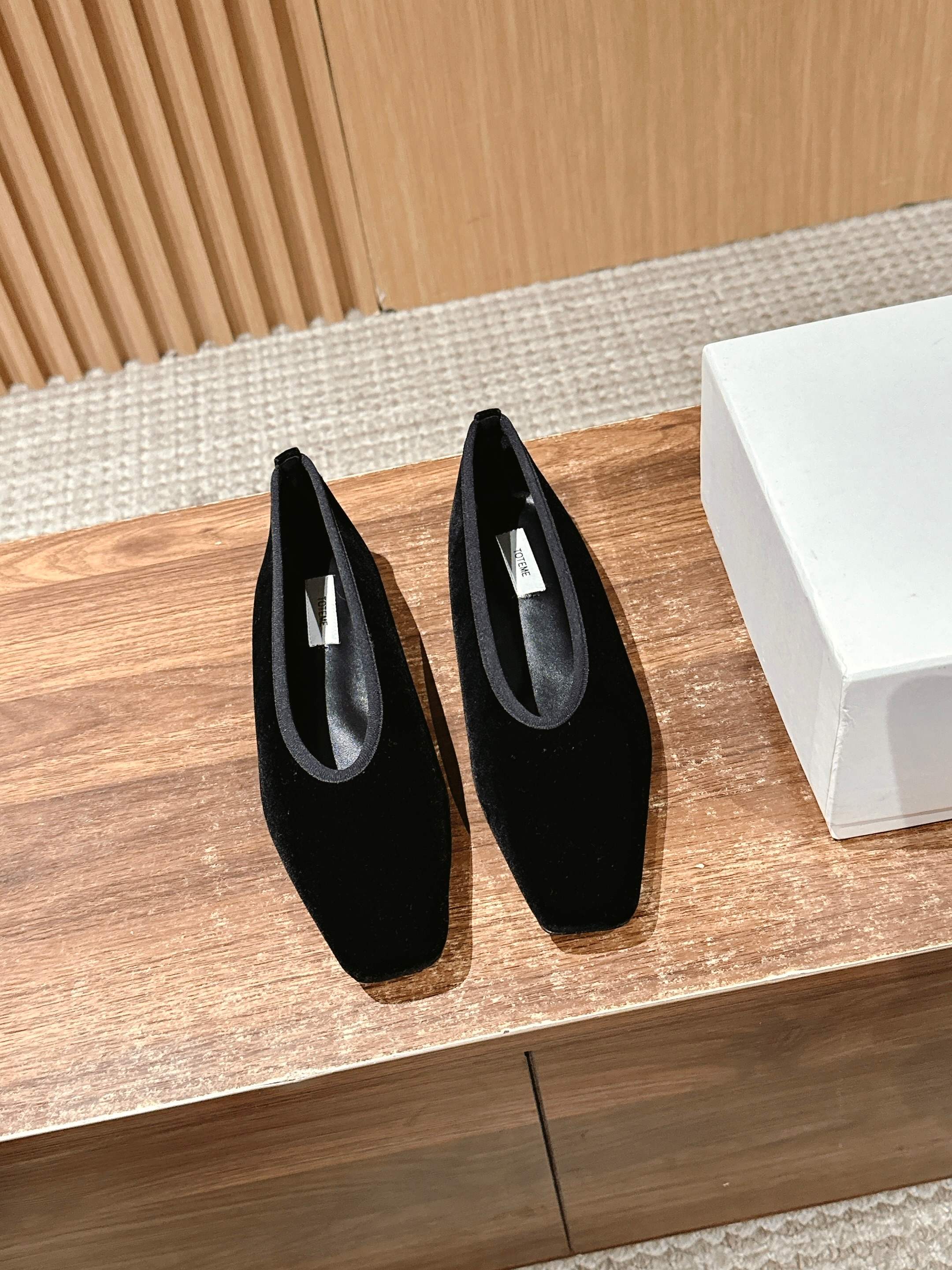 Toteme Black Gator Skin Flat Shoes with Unique Stone-Printed Sole