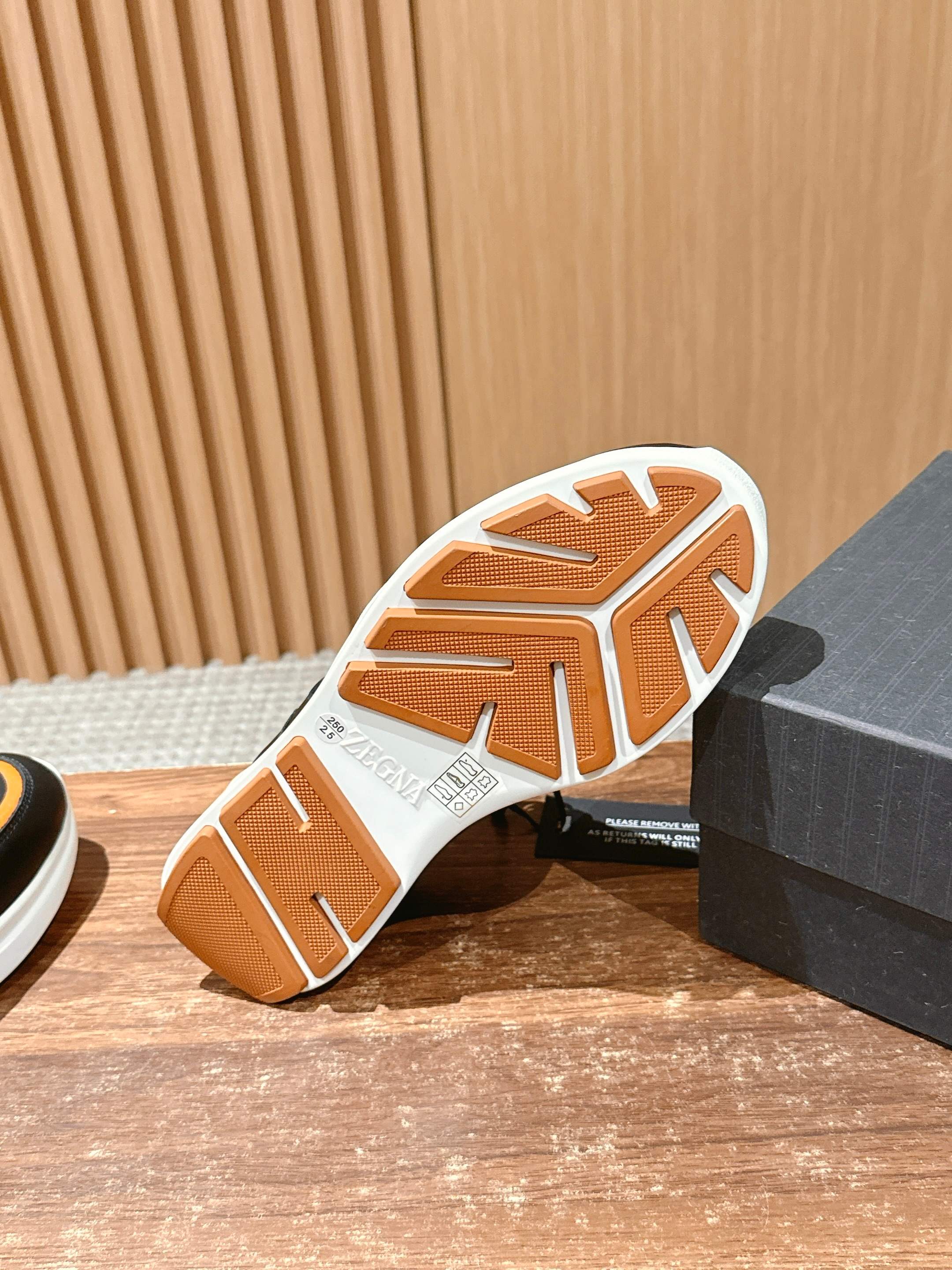 Ermenegildo Zegna Genia Milano Sports Shoes: Modern, Stylish, and Versatile. - 图片 9