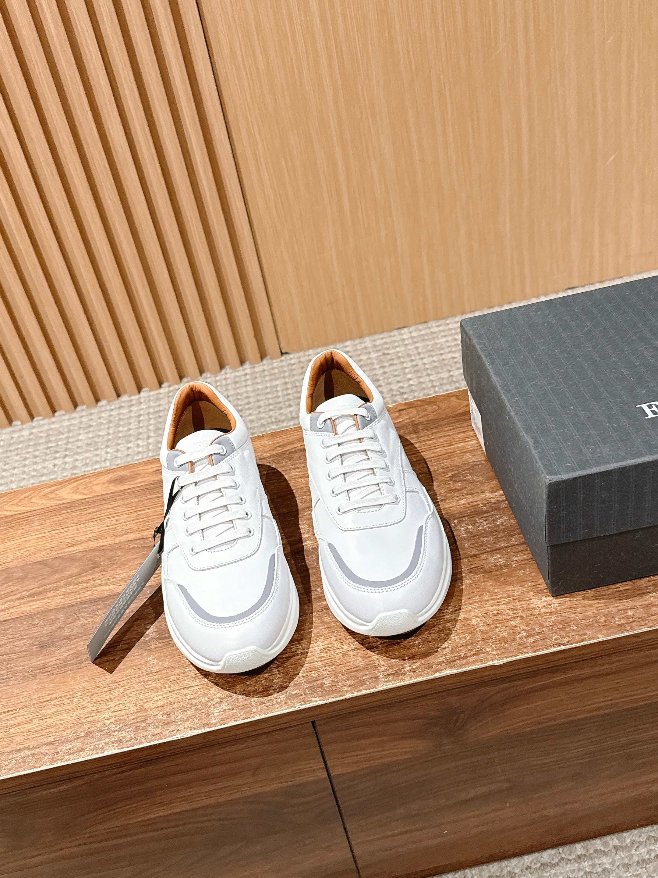 Ermenegildo Zegna Genia Milano Sports Shoes: Stylish, Versatile, Italian-Made Footwear. - 图片 1
