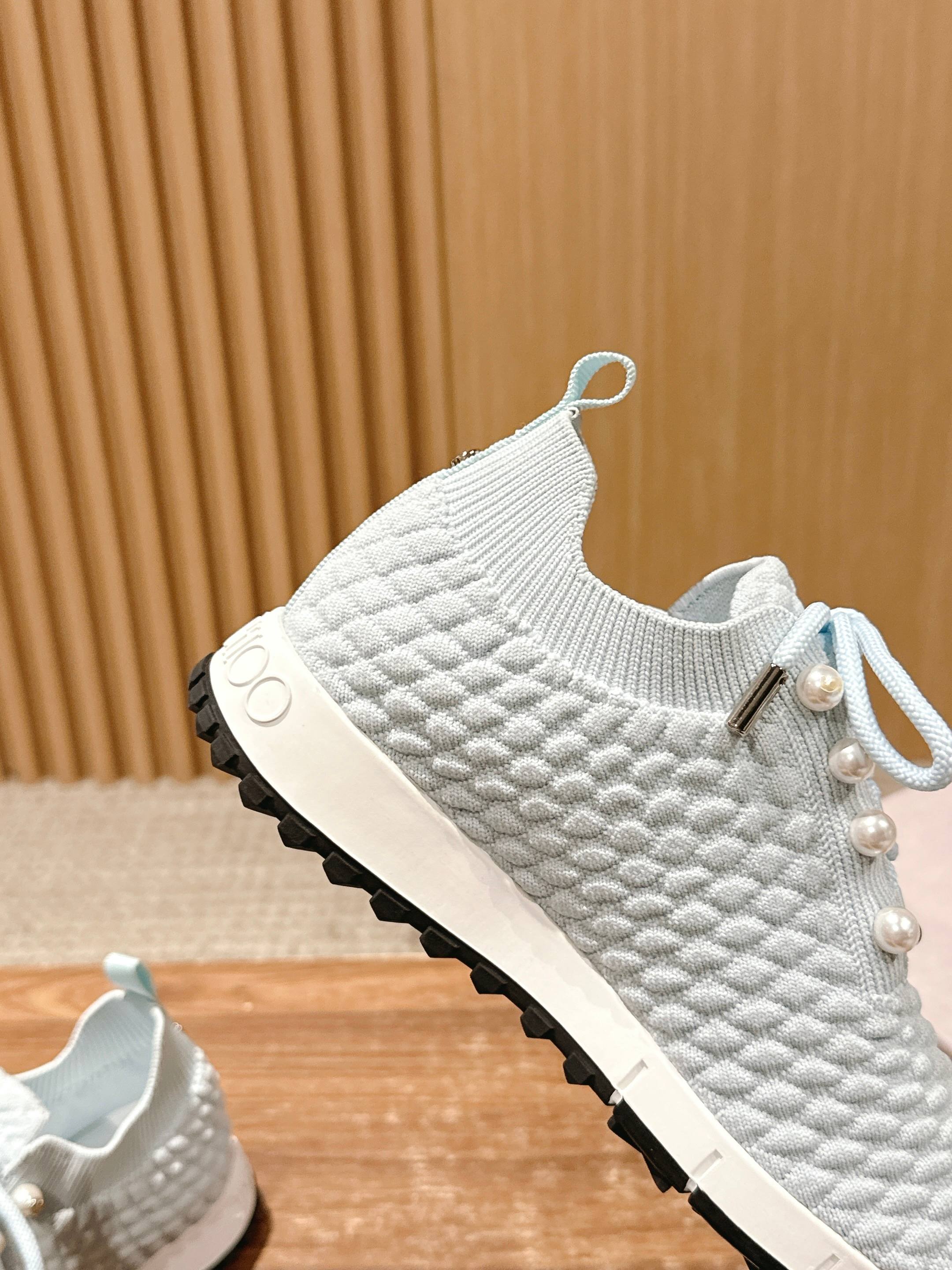 💰696 Jimmy Choo 周 周 ! ! It’s beautiful. It’s perfect white. It looks good on foot - 图片 8