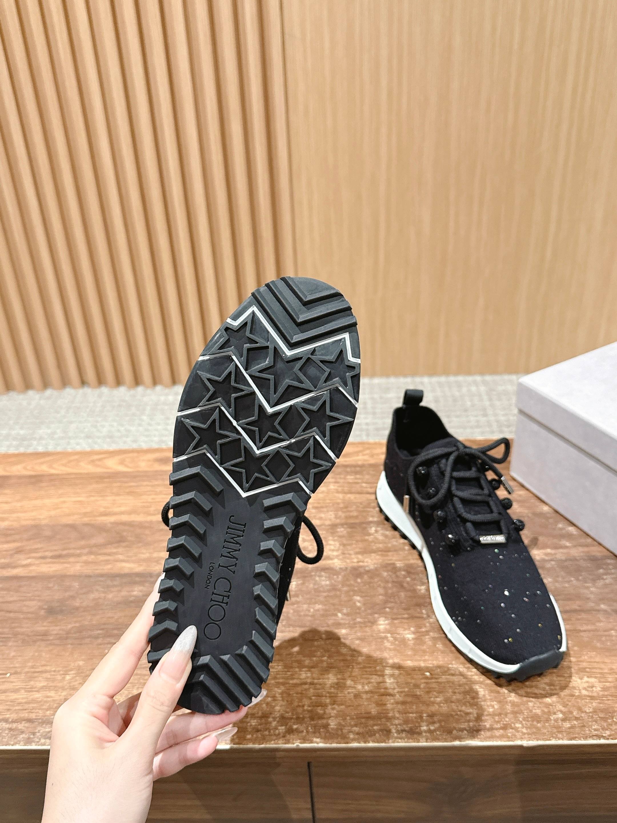 💰696 Jimmy Choo 周 周 ! ! It’s beautiful. It’s perfect white. It looks good on foot - 图片 9