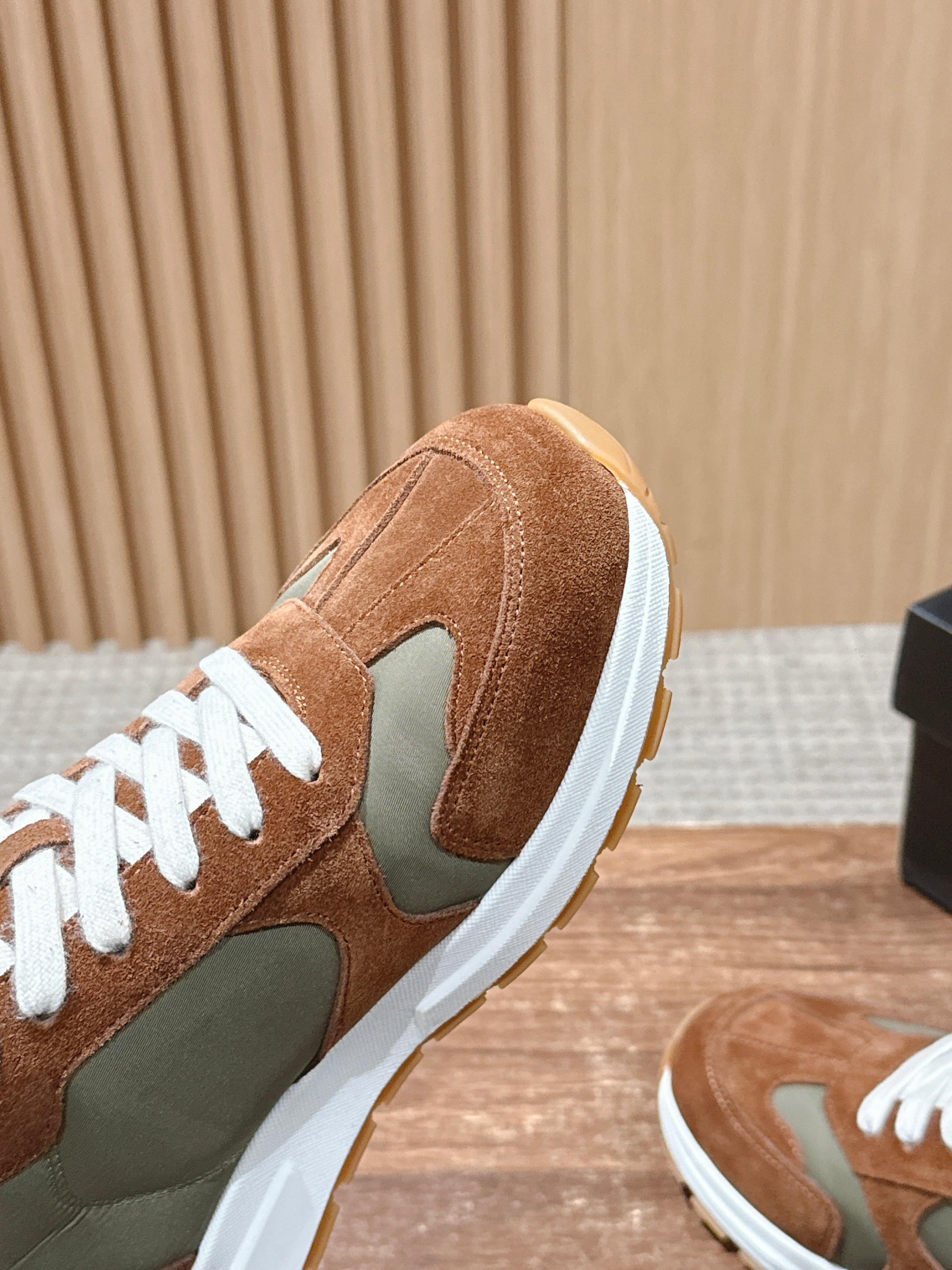 “Prada Men’s Triangular Sports Shoes: Re-Nylon, Fashionable Design, 4.5CM, Size 39-44” - 图片 6