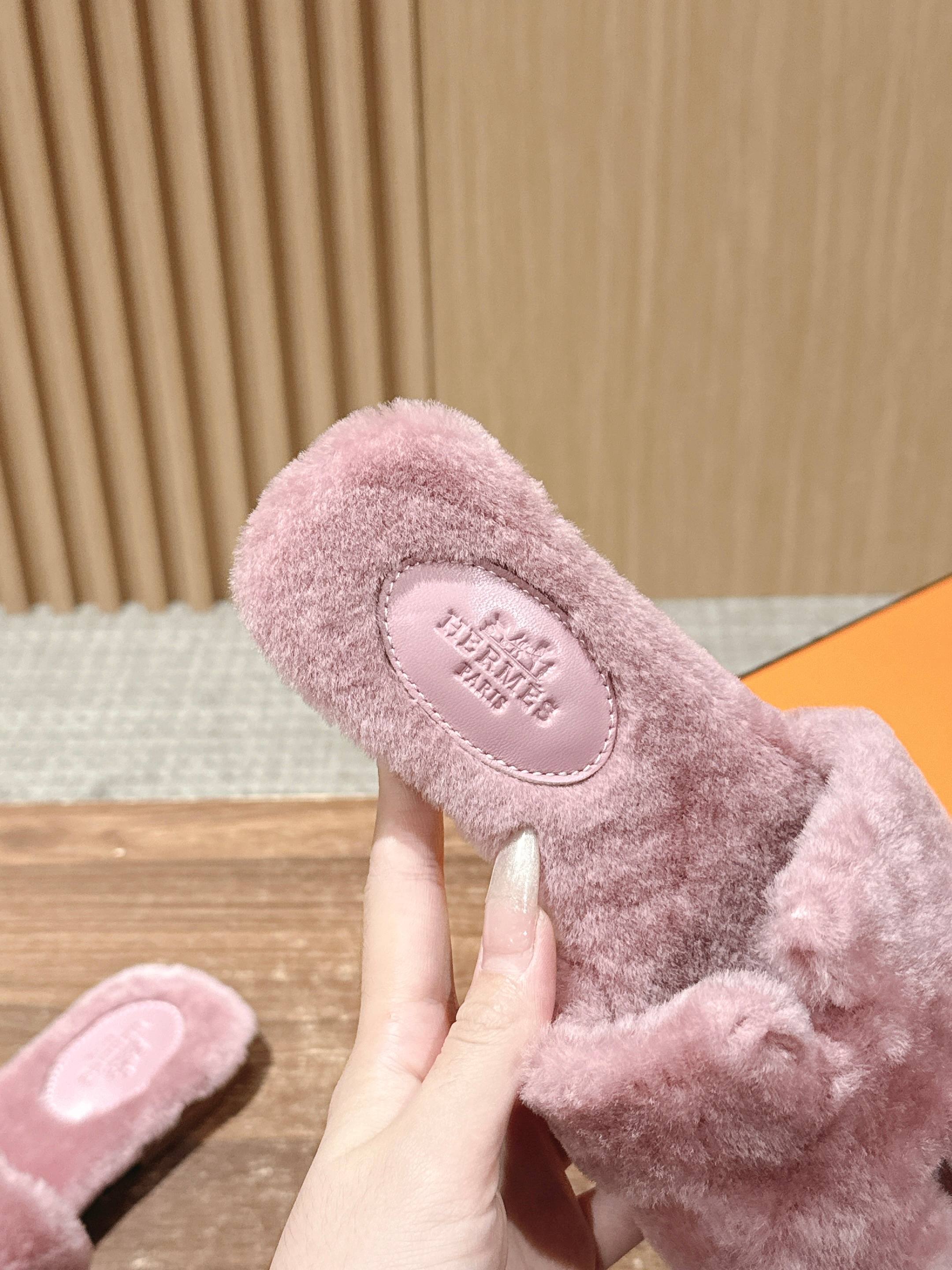 𝐇𝐄𝐑𝐌𝐄𝐒 𝐎𝐫𝐚𝐧# 爱马仕经典H拖羊毛平底拖 官网、小红书同步最新配色爱马仕爆款火热上线，做工升级版，高品质❕  