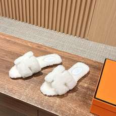 𝐇𝐄𝐑𝐌𝐄𝐒 𝐎𝐫𝐚𝐧# 爱马仕经典H拖羊毛平底拖 官网、小红书同步最新配色爱马仕爆款火热上线,做工升级版,高品质❕ 𝐇𝐄𝐑𝐌𝐄𝐒 𝐎𝐫𝐚𝐧# 爱马仕经典H拖羊毛平底拖 官网、小红书同步最新配色爱马仕爆款火热上线,做工升级版,高品质❕