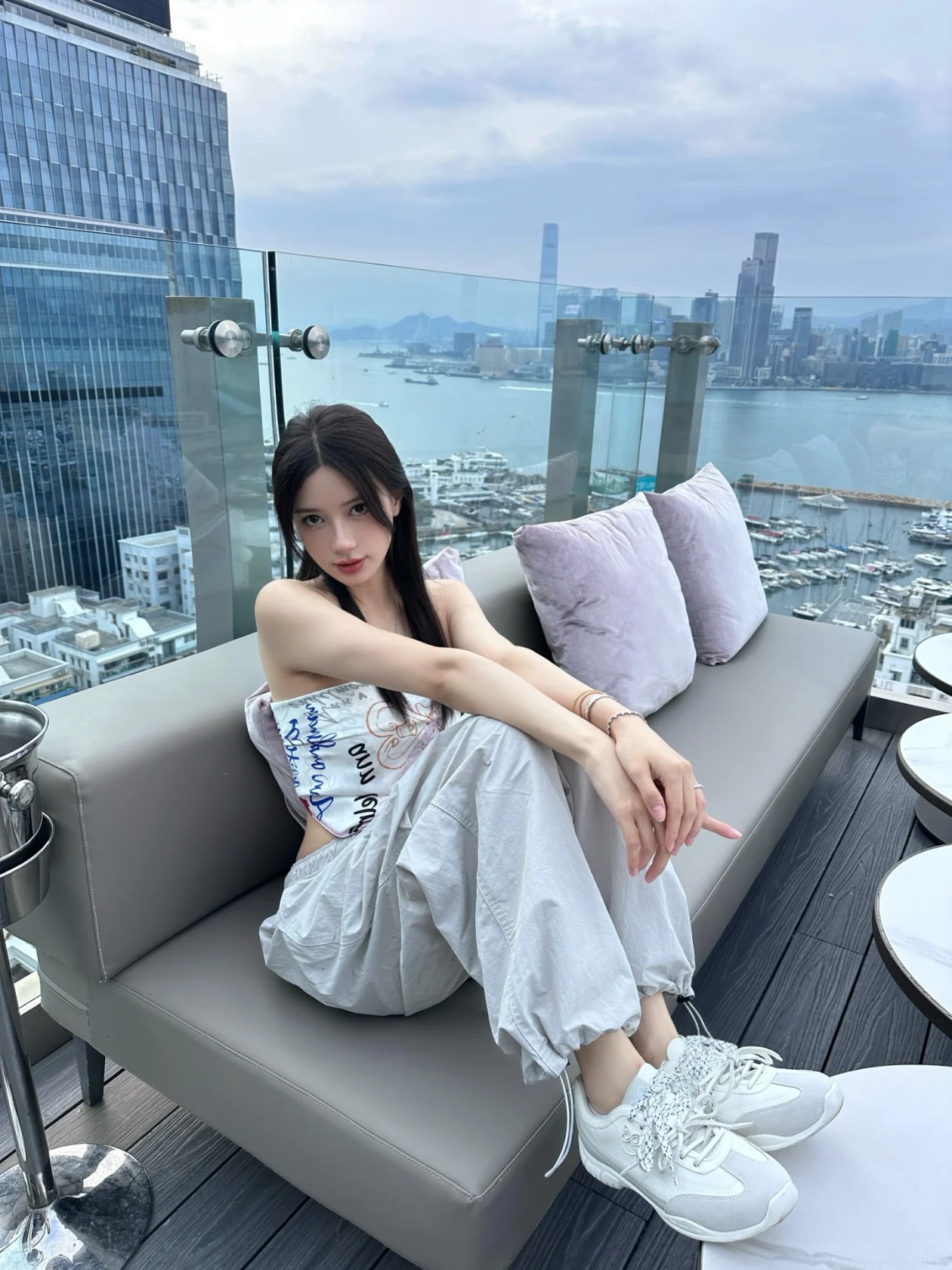 NO:463240,Reference for foot pictures #, casual shoes/sports shoes, sneakers19860909上脚图参考＃,休闲鞋/运动鞋,sneakers,Women's Shoes