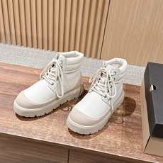 男+10 即刻解锁秋冬必备出行单品—UGG Weather Hybrid系列新成员焕新来袭。 全新Neumel Hi 男+10 即刻解锁秋冬必备出行单品—UGG Weather Hybrid系列新成员焕新来袭。 全新Neumel Hi