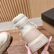 男+10 即刻解锁秋冬必备出行单品—UGG Weather Hybrid系列新成员焕新来袭。 全新Neumel Hi 男+10 即刻解锁秋冬必备出行单品—UGG Weather Hybrid系列新成员焕新来袭。 全新Neumel Hi